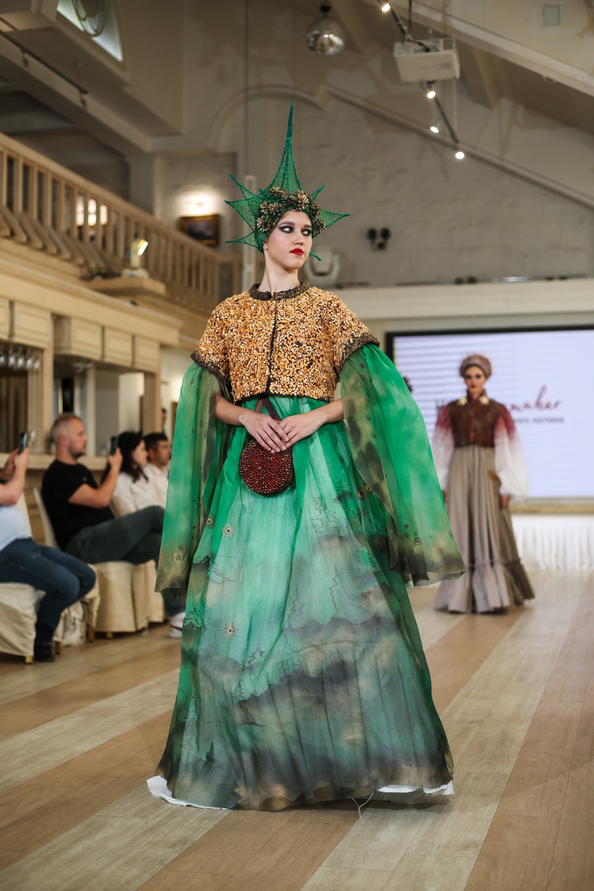 Модный показ в Paradise. Портретный и репортажный фотограф. Мыльников Илья