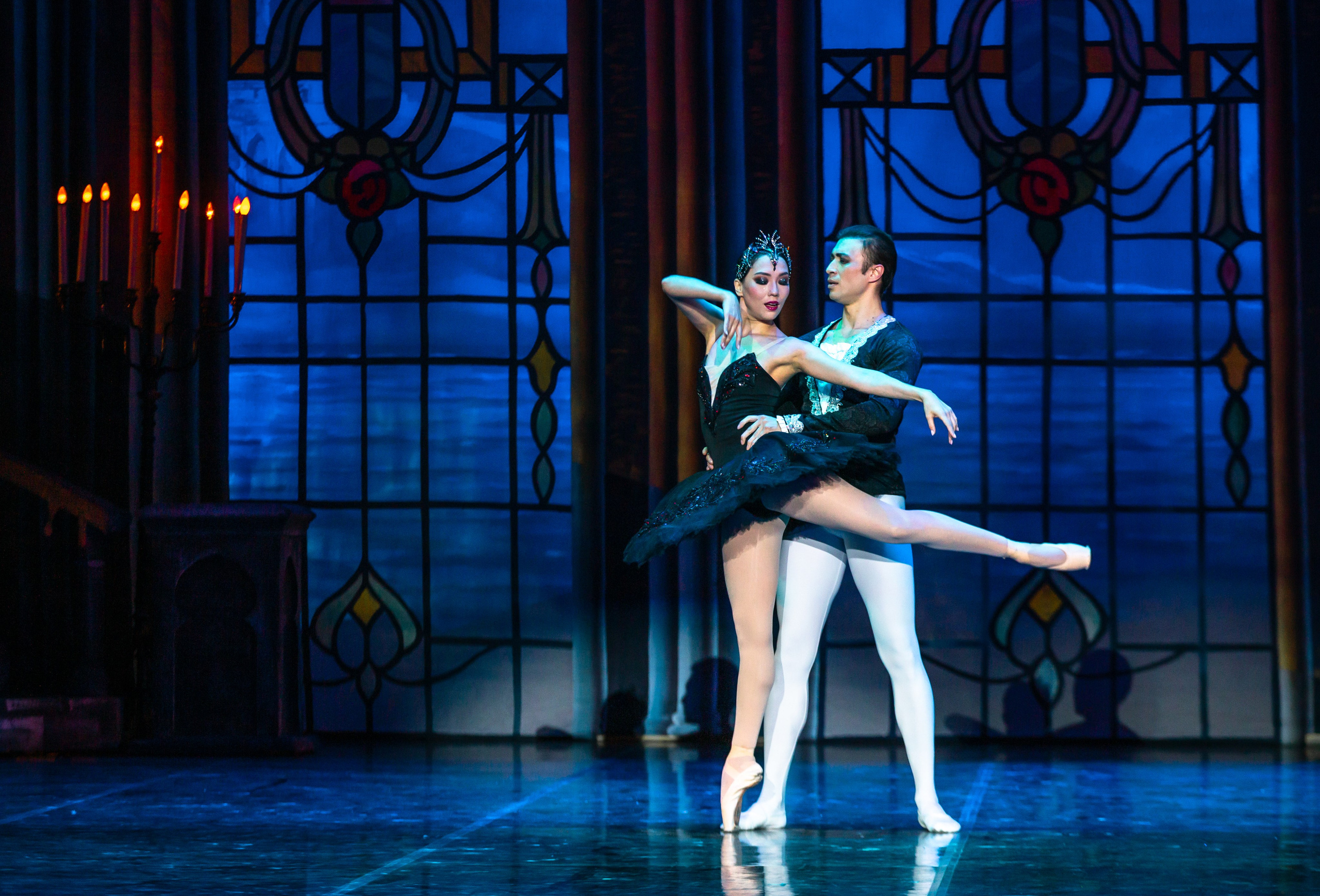 «Лебединое озеро» ГАТОБ г. Алматы 2024. Jora Abramov | Коммерческий и репортажный фотограф в Алматы