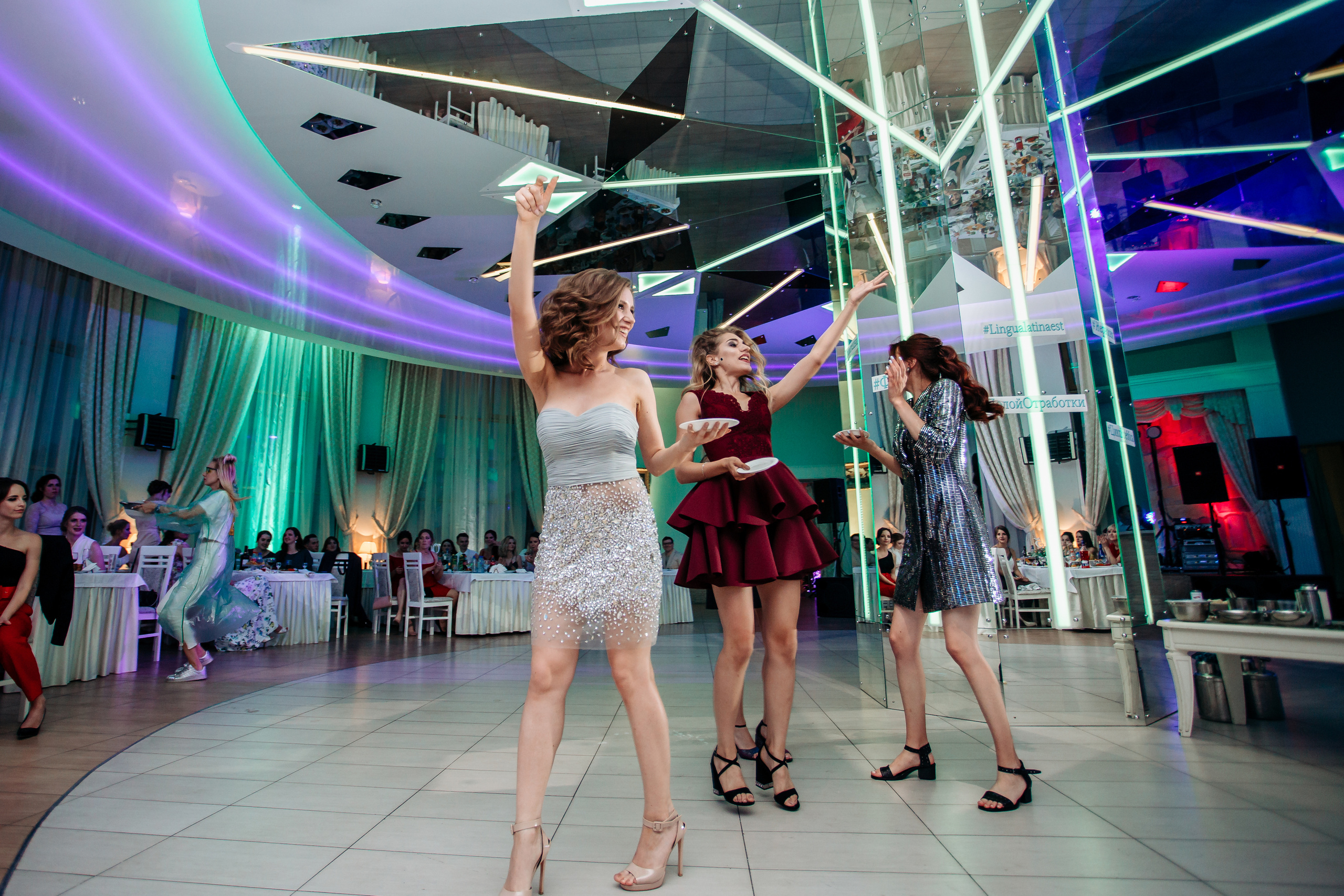 Фотосессия выпускного медицинского университета. Свадебный фотограф в Витебске Дмитрий Кувшинов