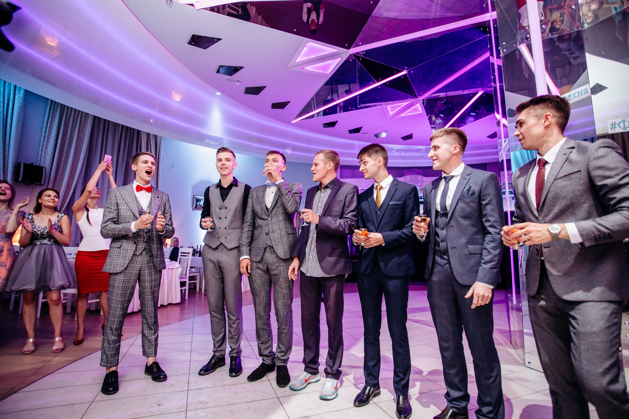 Фотосессия выпускного медицинского университета. Свадебный фотограф в Витебске Дмитрий Кувшинов