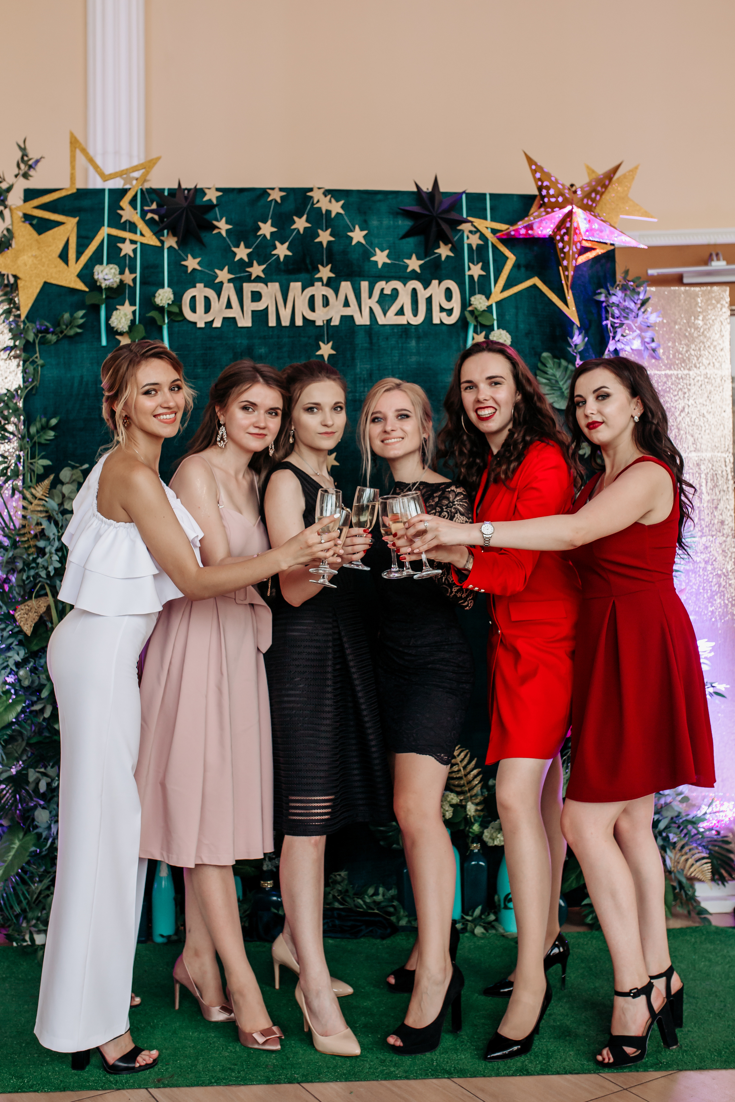 Фотосессия выпускного медицинского университета. Свадебный фотограф в Витебске Дмитрий Кувшинов