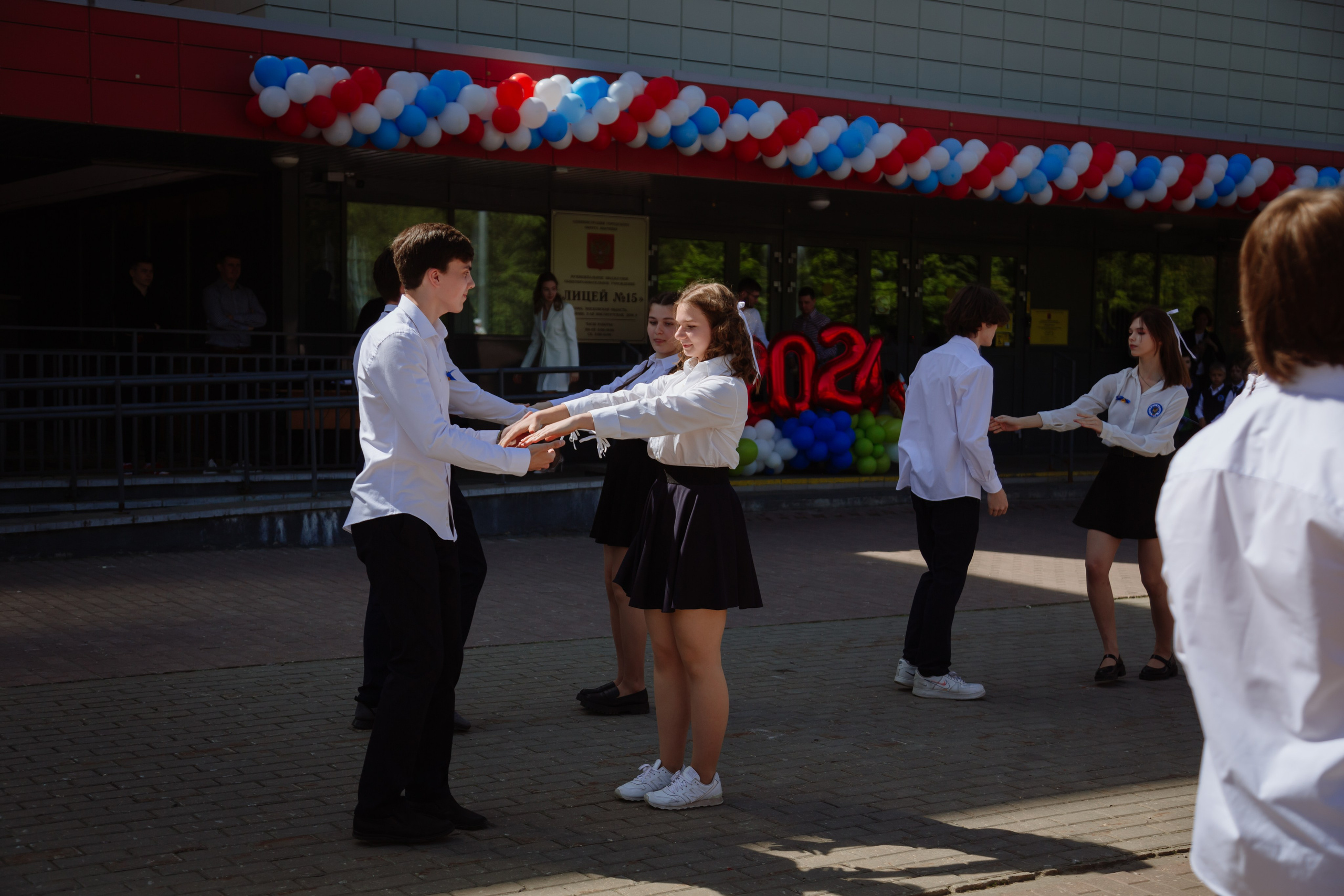 Последний звонок 2024 (2 часа фотосъемки). Профессиональный фотограф Надежда Антонова