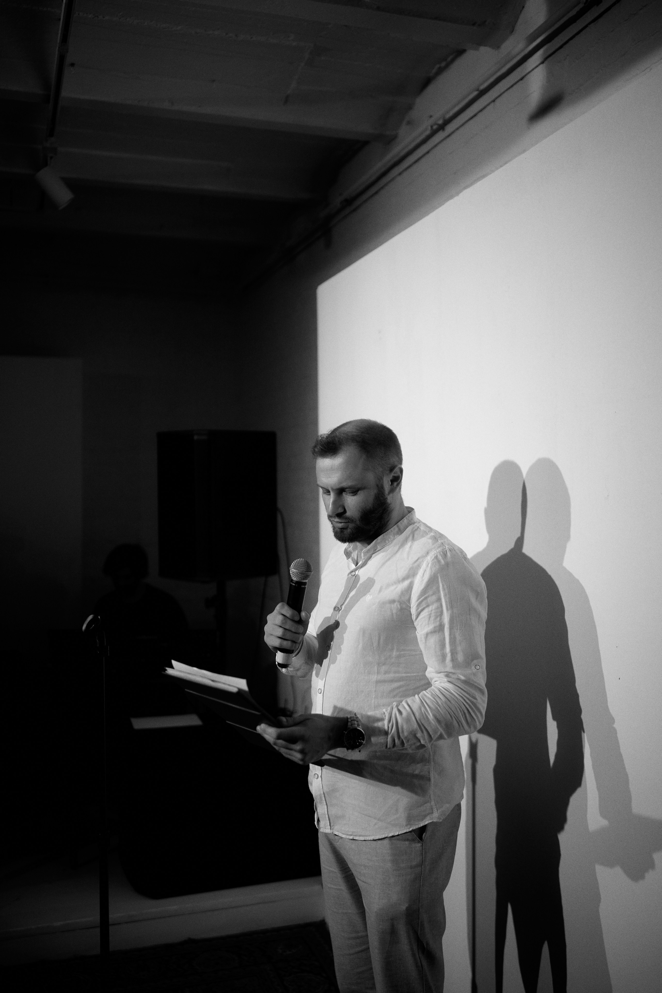 ПОЭТРИ–СЛЭМ. Портретный фотограф в Калуге Арсений Борода