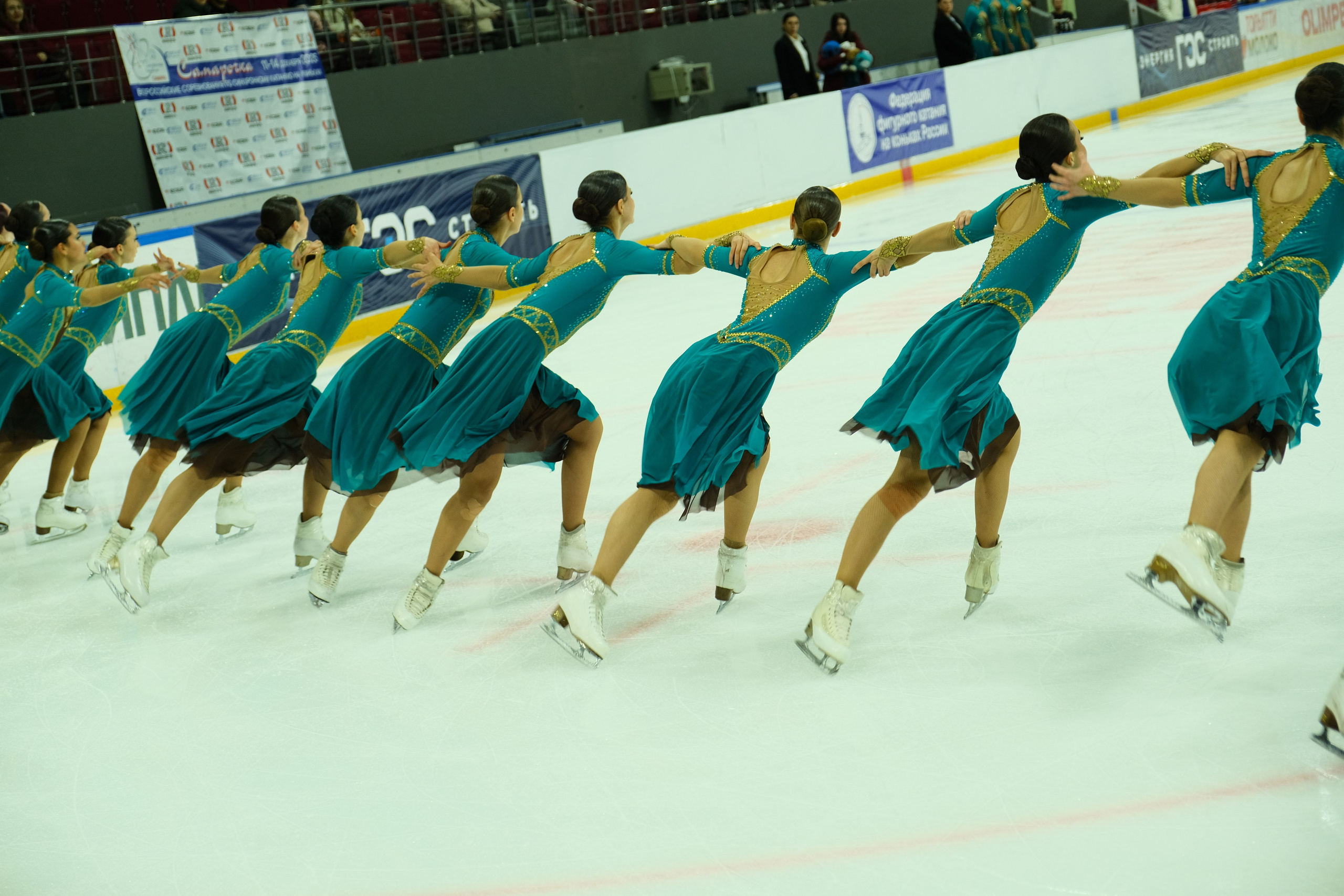 «Самарочка» этап кубка России по синхронному фигурному катанию. Александр Носов. Портретный и репортажный фотограф в Самаре