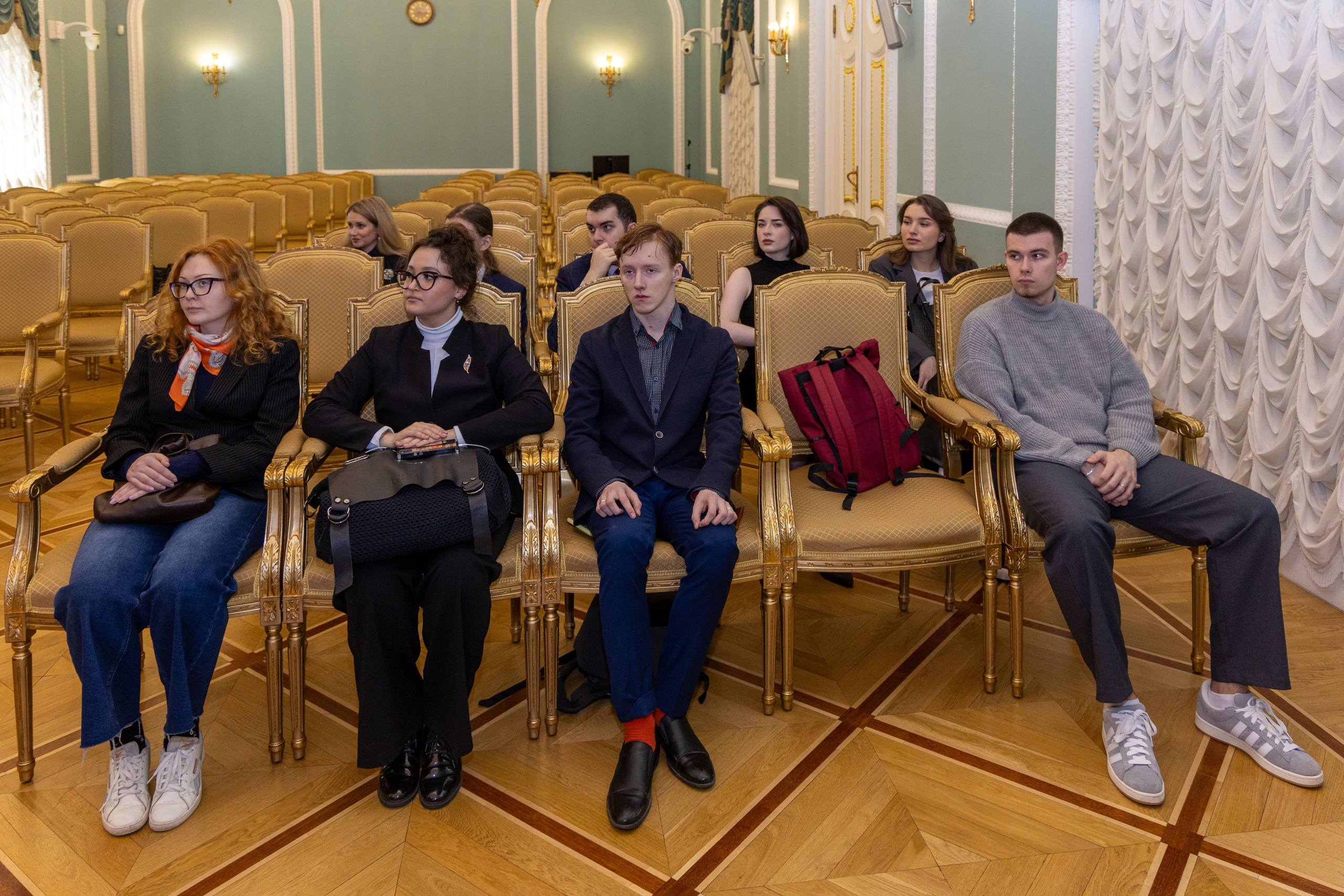 Кружок молодого дипломата. Портретный и семейный фотограф Санкт-Петербург