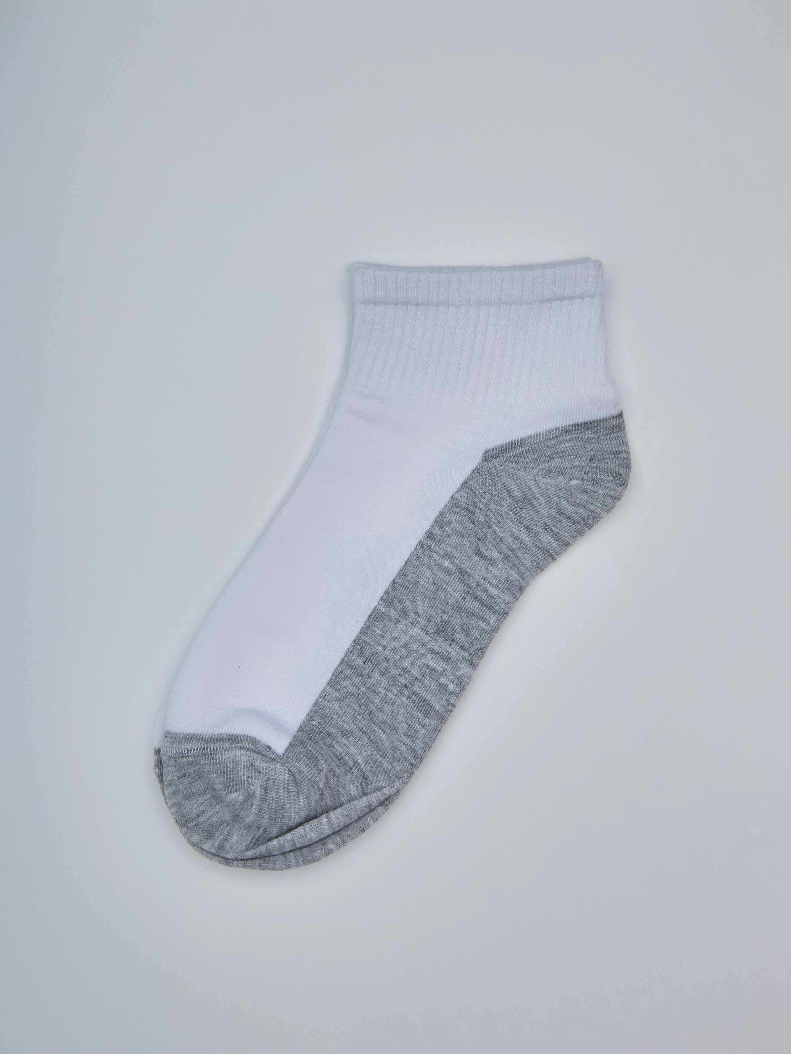 Носки. Фотограф