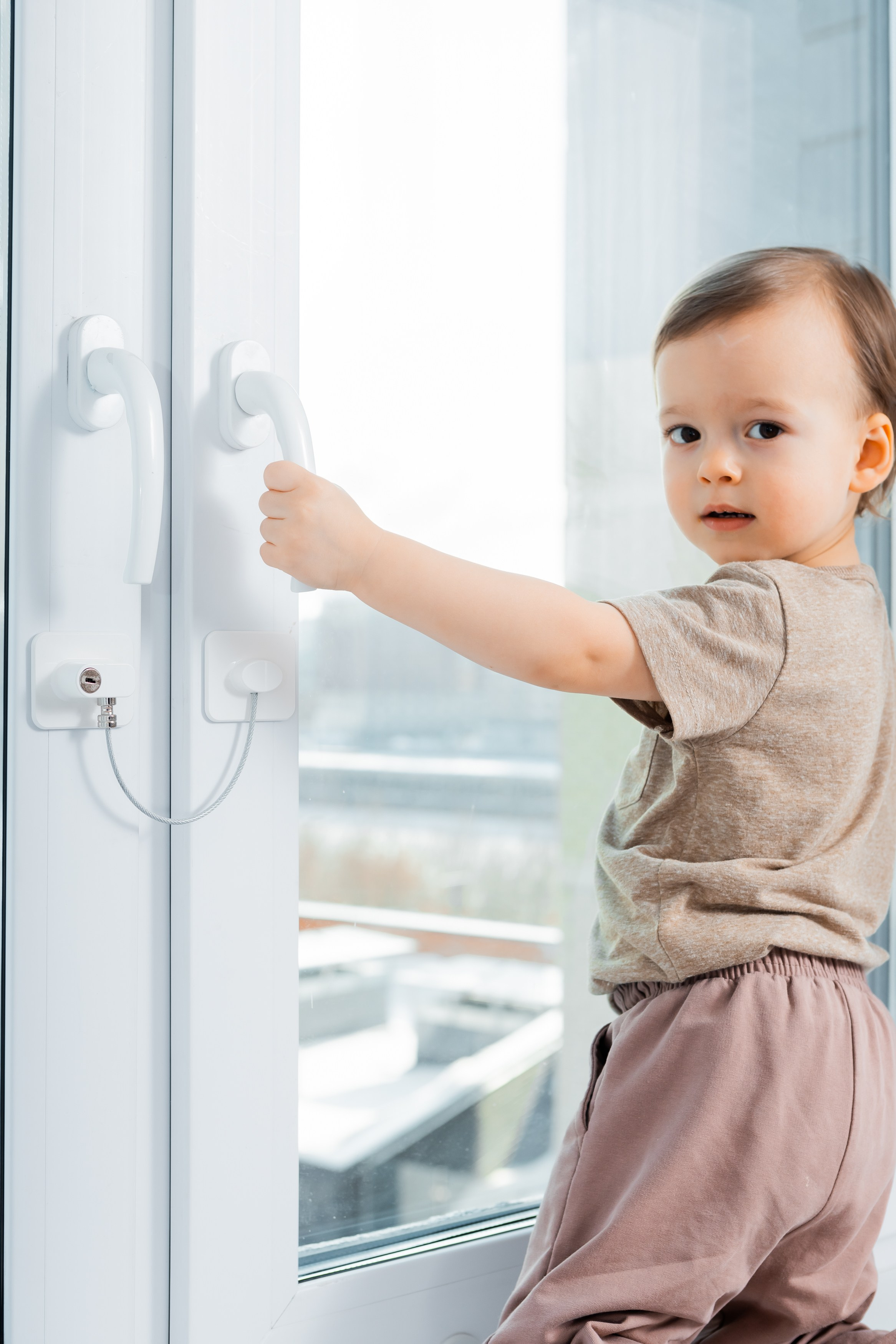 Съёмка товаров для маркетплейс в Тюмени. Фотограф Илья Силин