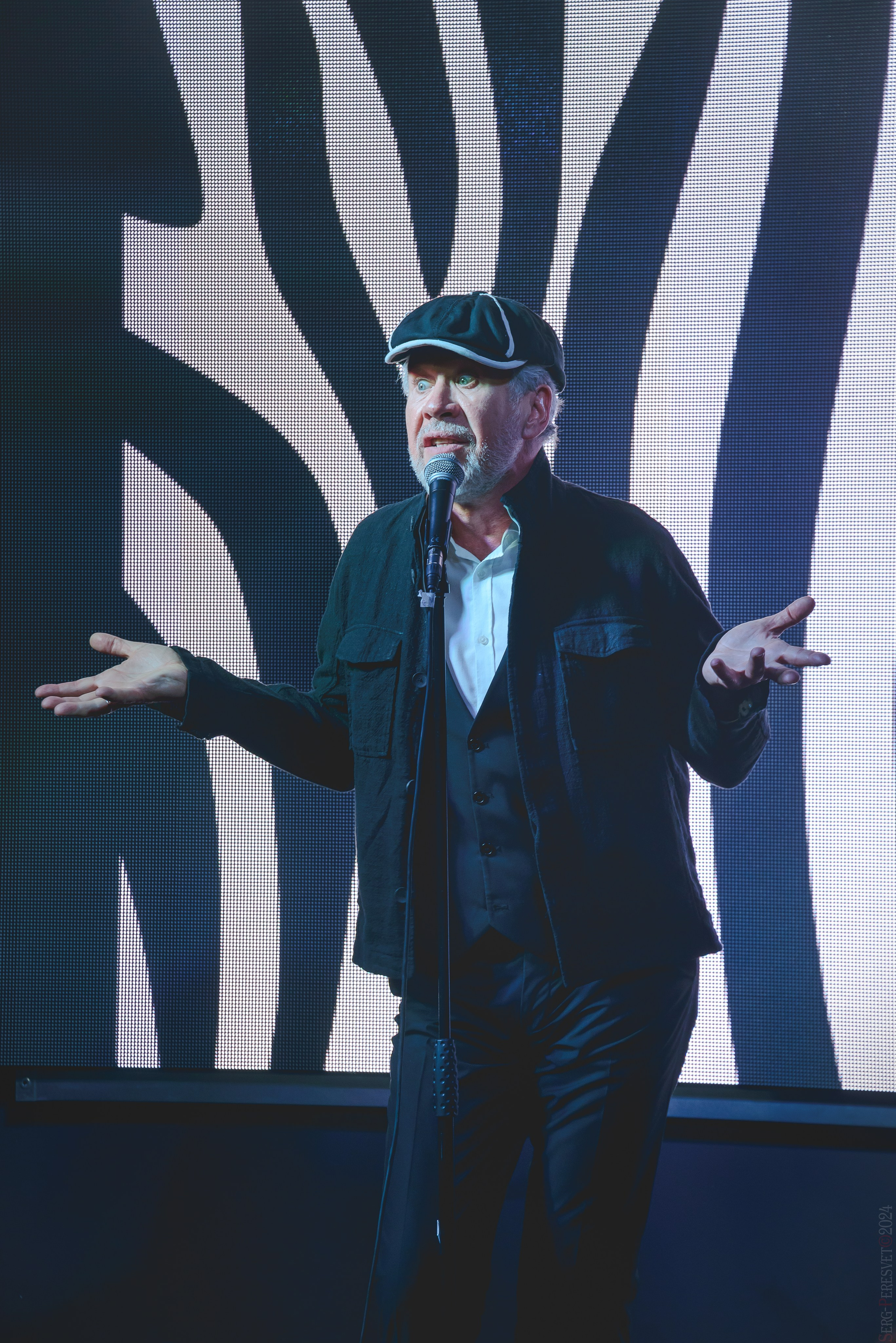 Концерты, шоу — музыканты, артисты в клубах, барах, пабах. Ваш фотограф на праздник в Москве, Раменском, Жуковском, Люберцах