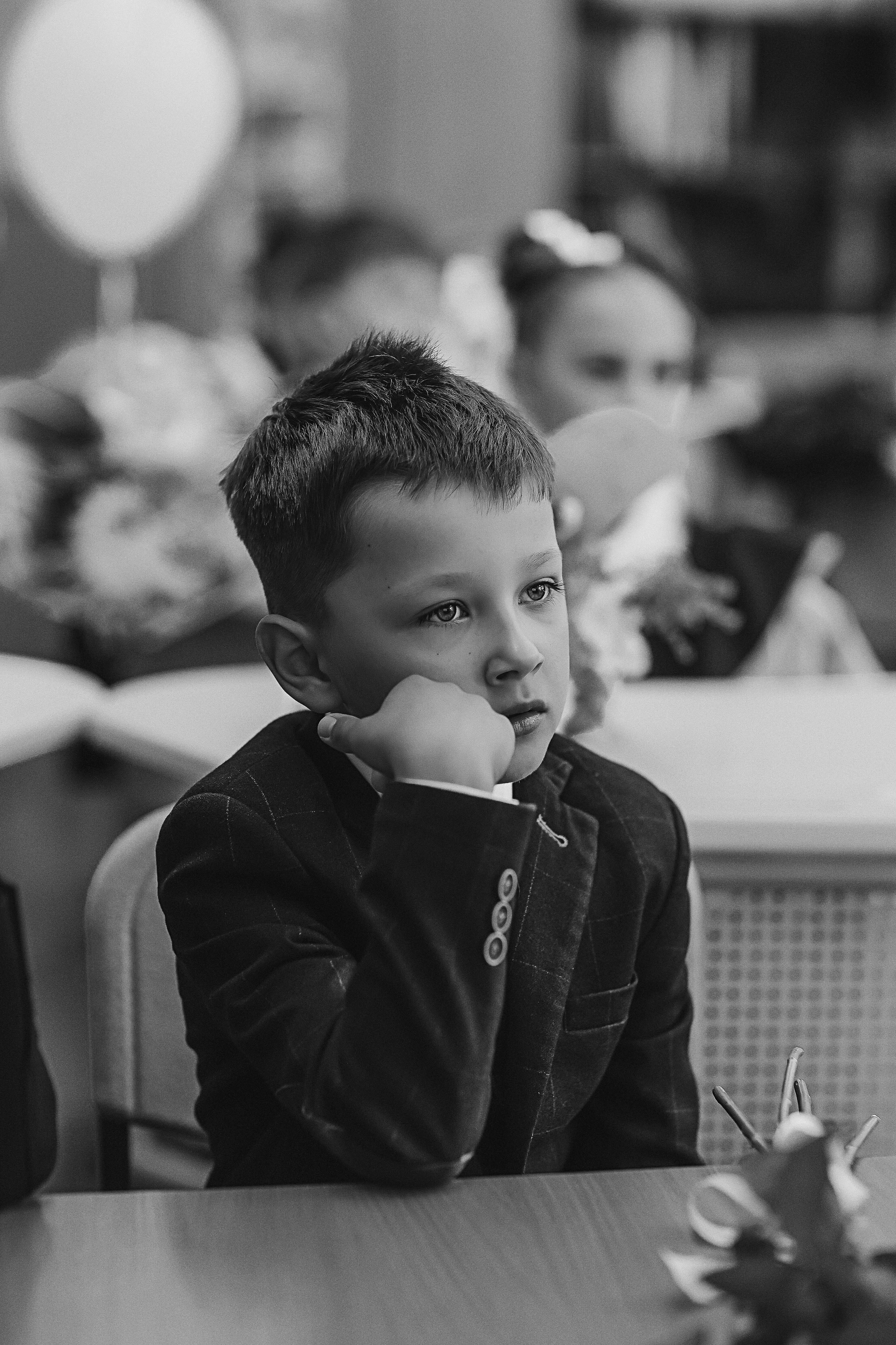 1 сентября линейка+кл час+портреты. Семейный фотограф Тюмень, фотограф на роды Салмина Мария