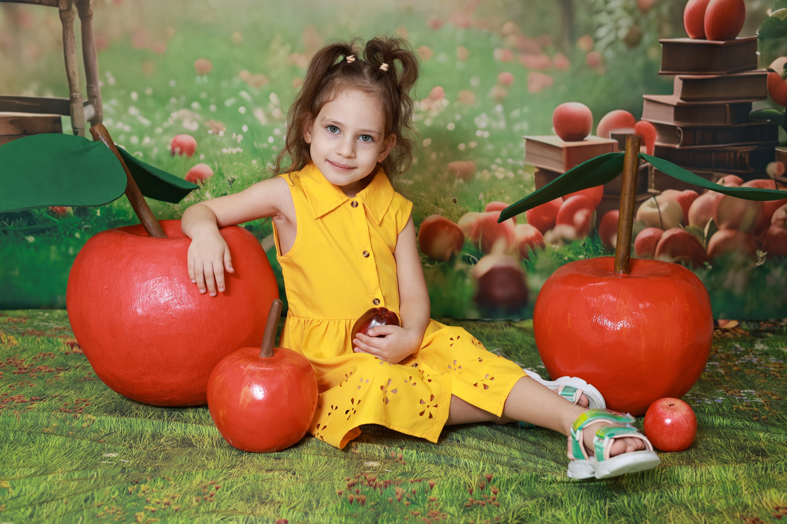 Дети. «ФотоЛерия» ФОТОГРАФ ВЫПУСКНЫЕ АЛЬБОМЫ