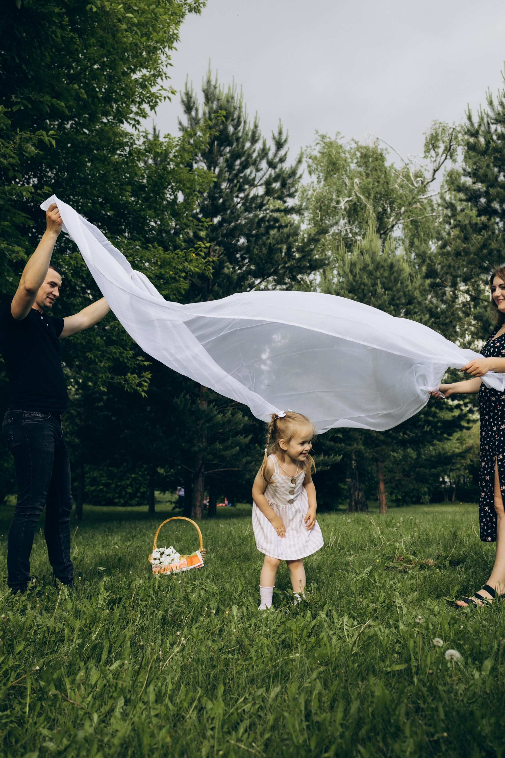 Фото пикник на Иерусалимской горе. Свадебный Фотограф в Иркутске Екатерина Елисеева