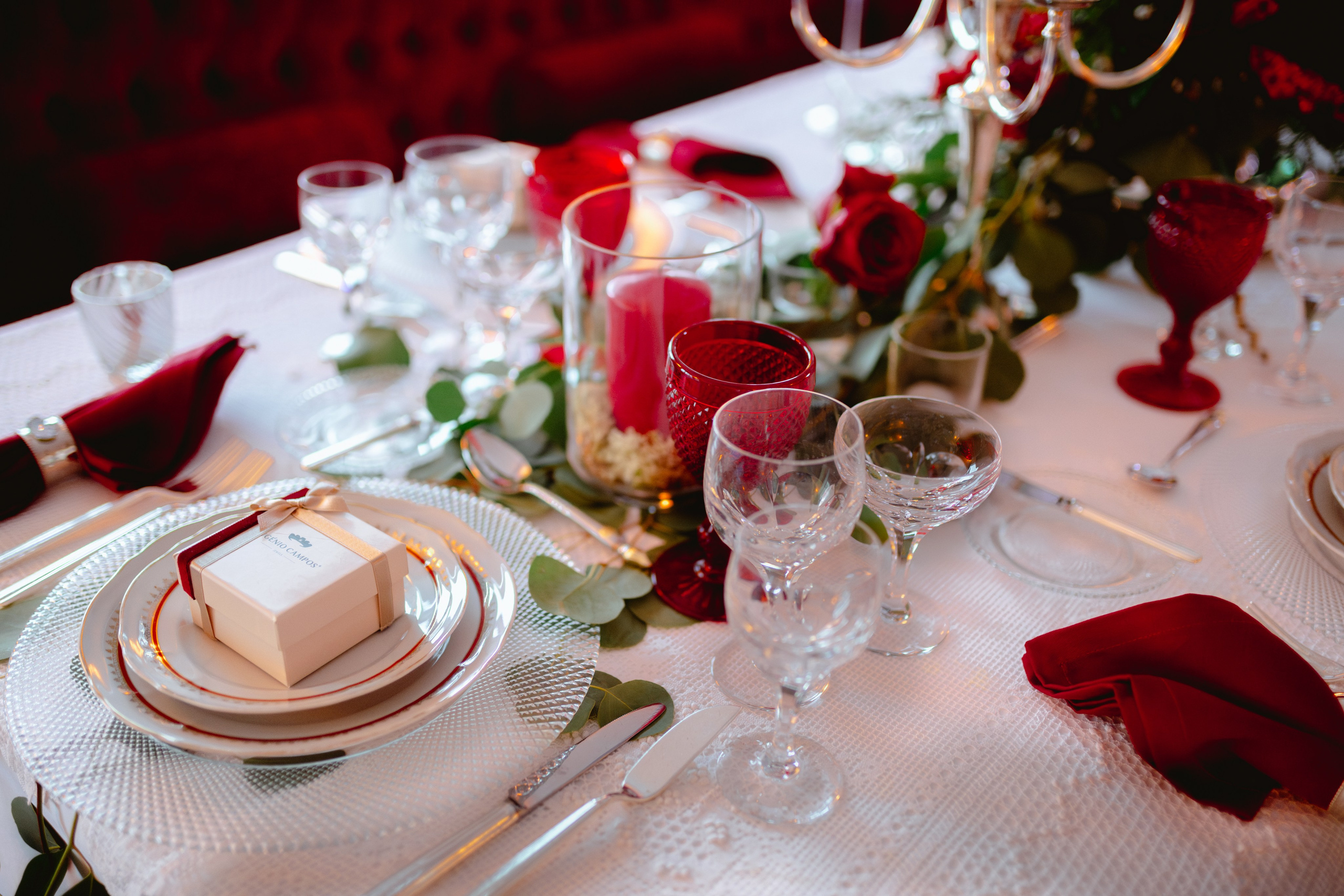 EUGÉNIO CAMPOS IN YEATMAN. Anastasiia Antoniuk portrait, family and couple photographer, Portugal