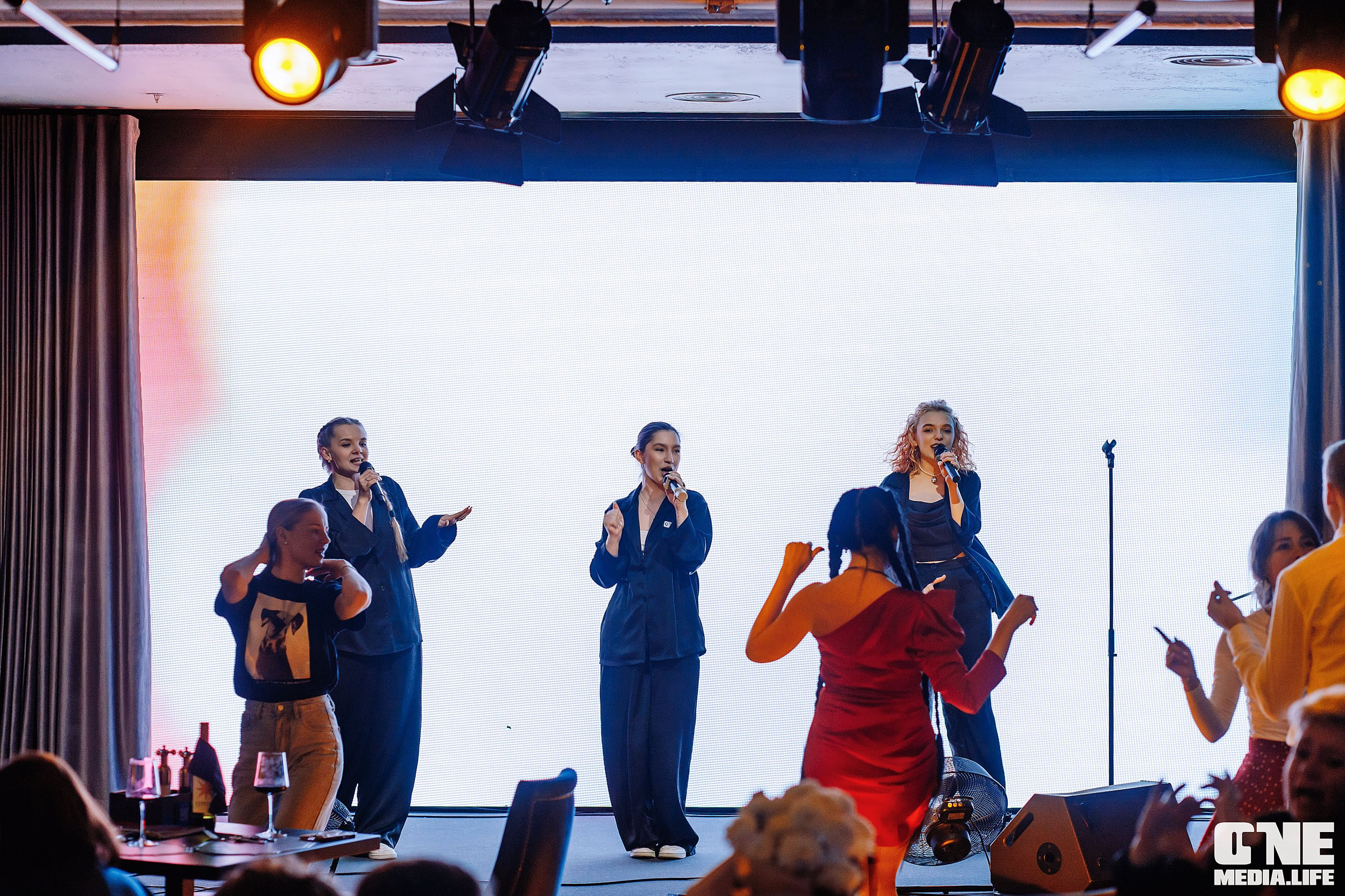 Фоторепортаж из ресторана Окена. One Media Life: фоторепортажи, фотоотчеты с мероприятий и заведений