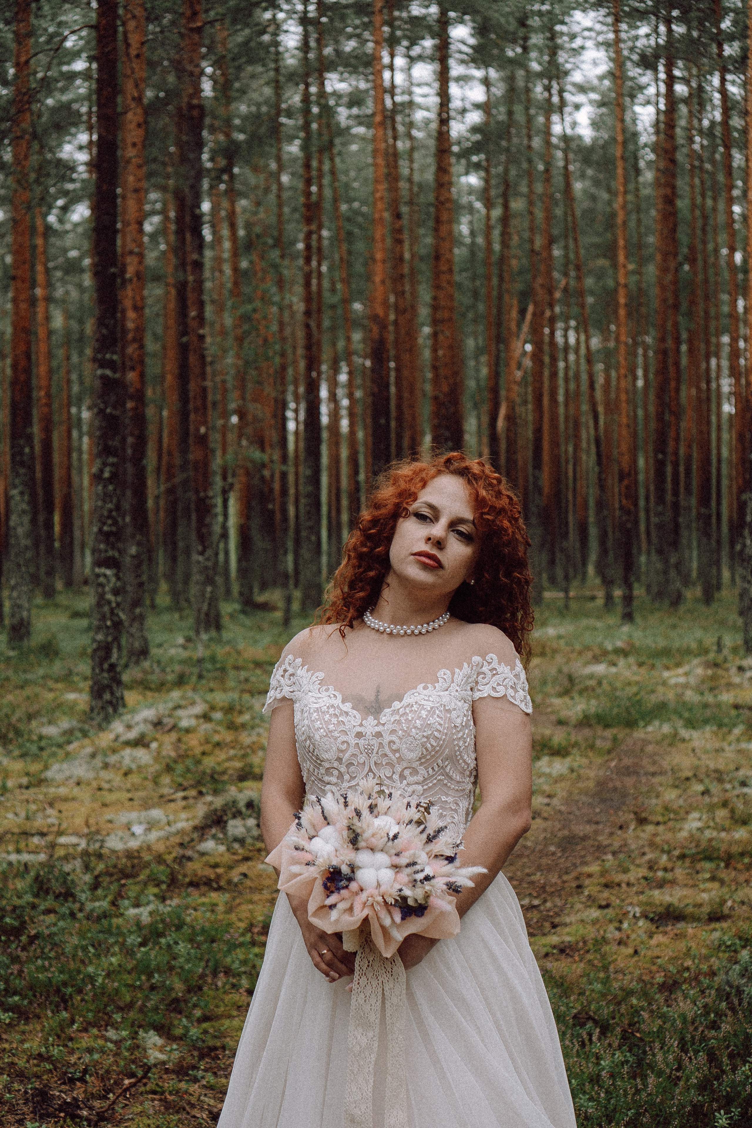 СВАДЕБНАЯ ФОТОСЕССИИЯ ПАРЫ В ГОРОДЕ ПРИОЗЕРСК В СОСНОВОМ ЛЕСУ И С ПИКАПОМ. Профессиональный фотограф, Санкт-Петербург — Виктория Богомолова