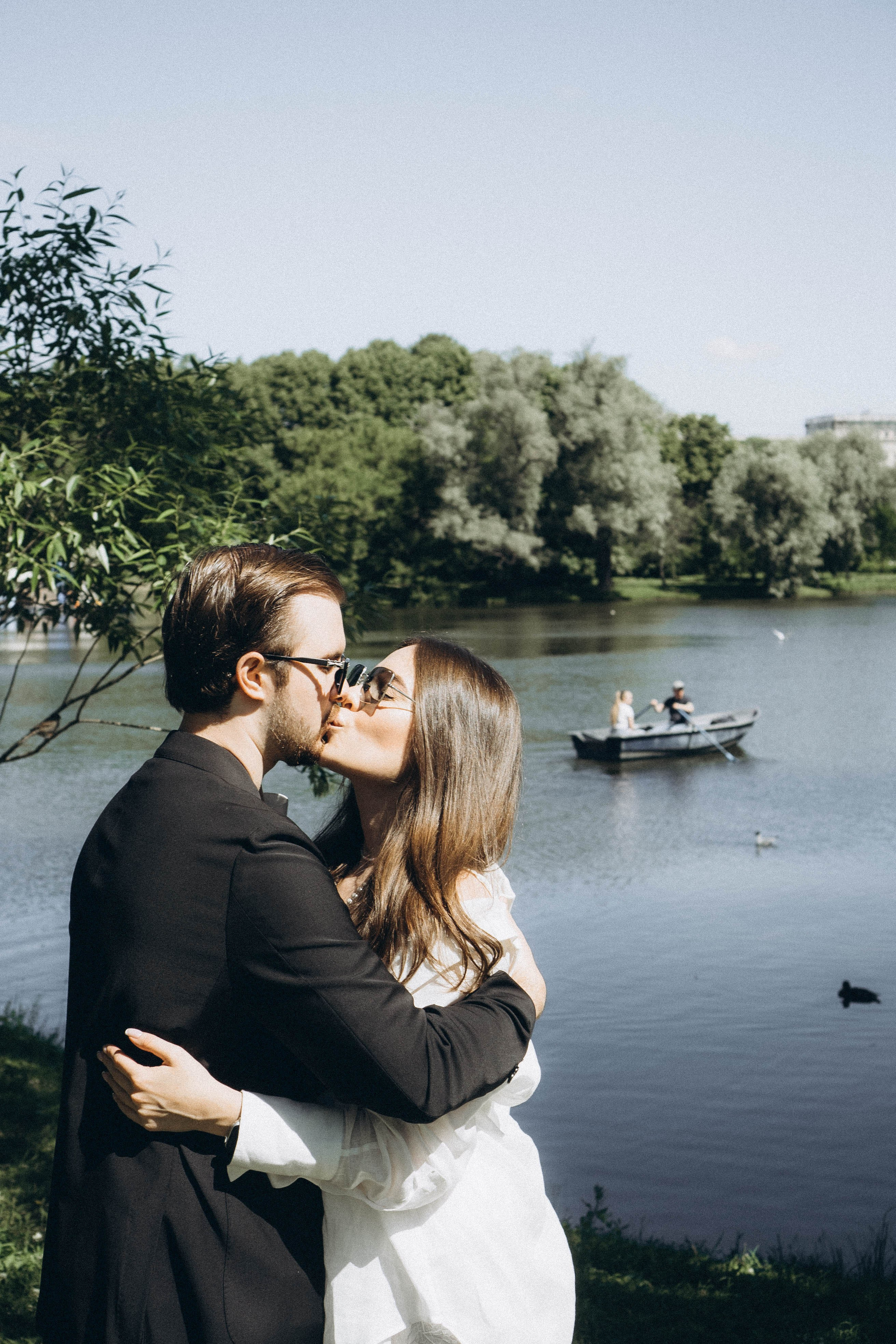 СВАДЕБНАЯ СЬЕМКА В ПАРКЕ ПОБЕДЫ И ПРОГУЛКА ПО МОСКОВСКОМУ ПРОСПЕКТУ. Профессиональный фотограф, Санкт-Петербург — Виктория Богомолова