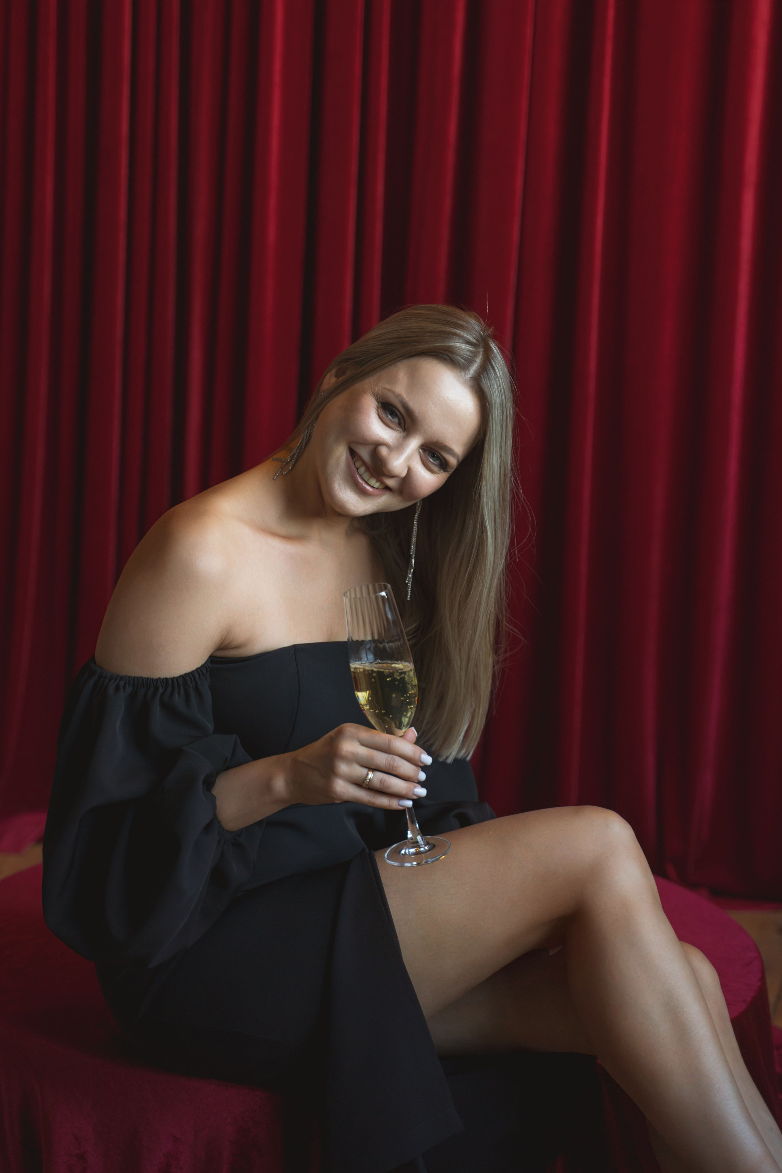 Елена. Главная