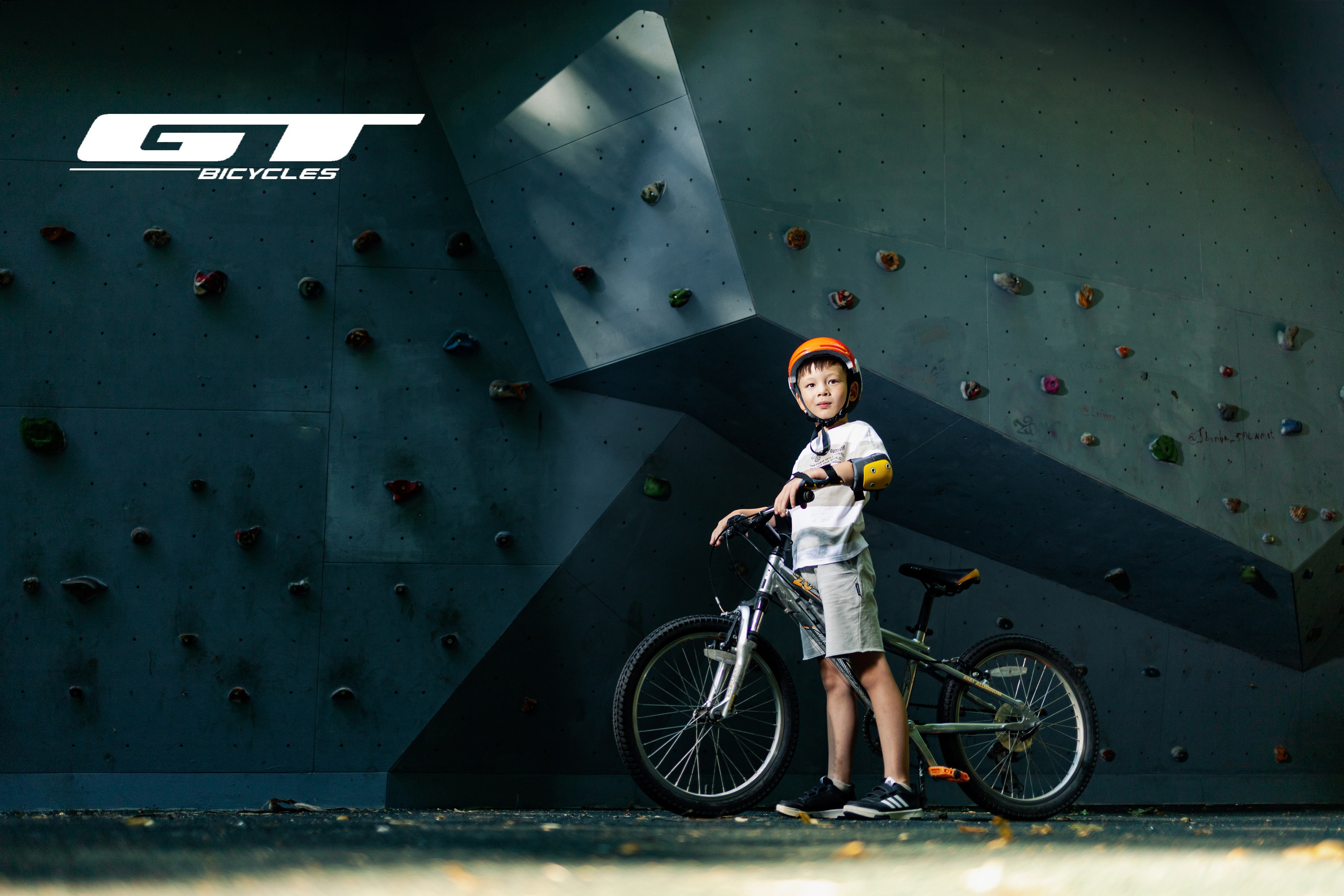 Велосипедисты. Фотограф Алекс Май