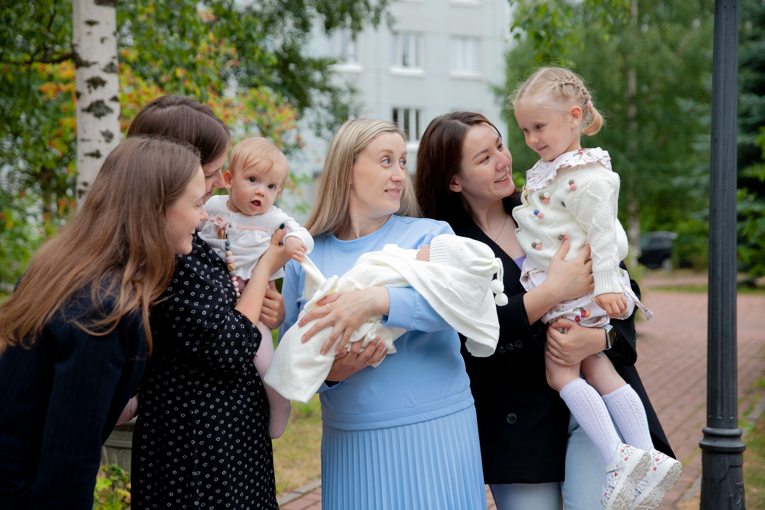 Фотограф на выписку из ГПЦ 1 спб. Фотограф на выписку в роддом в Санкт-Петербурге