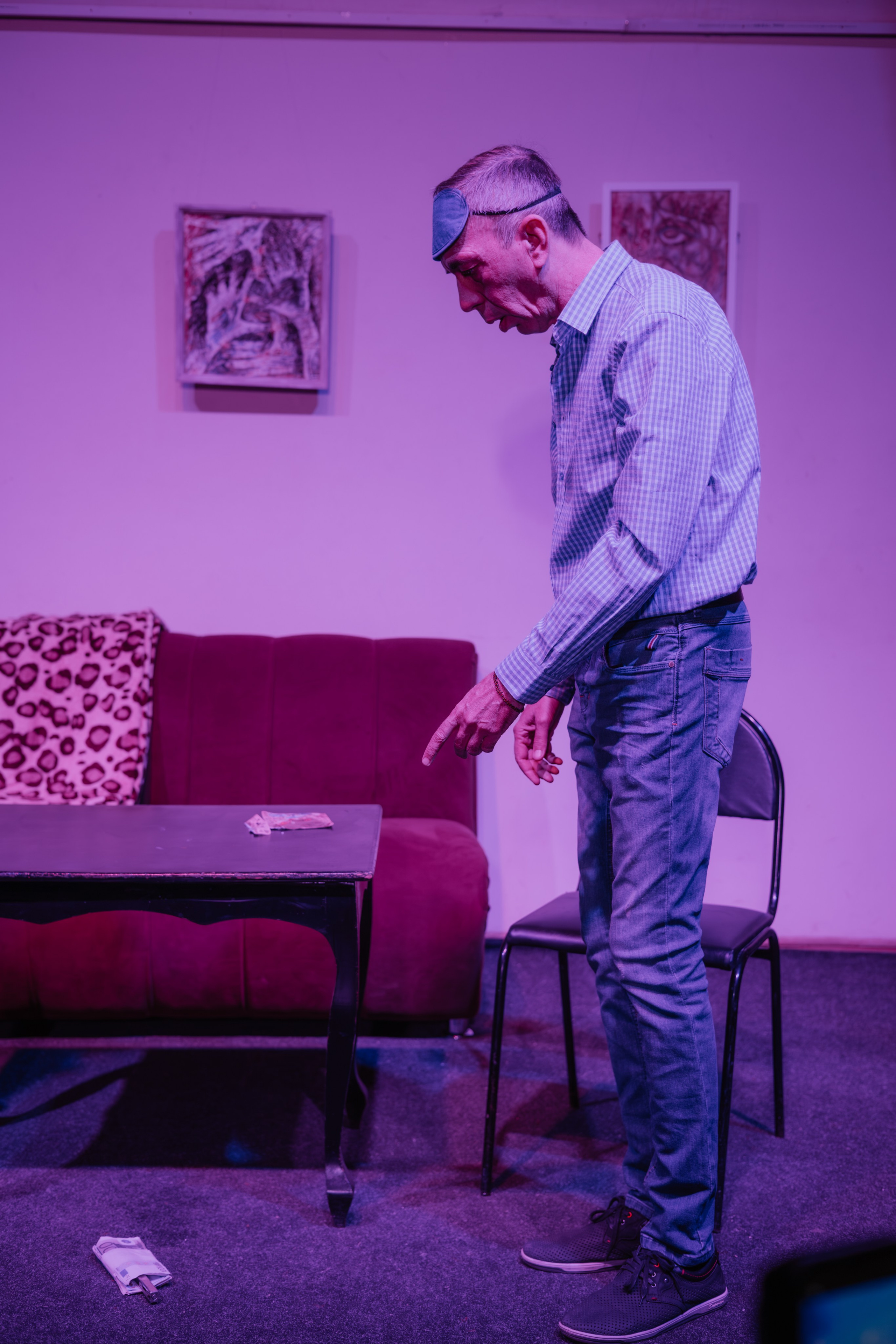 Дом актера «Денег много не бывает». Фотограф Марк Файзулин