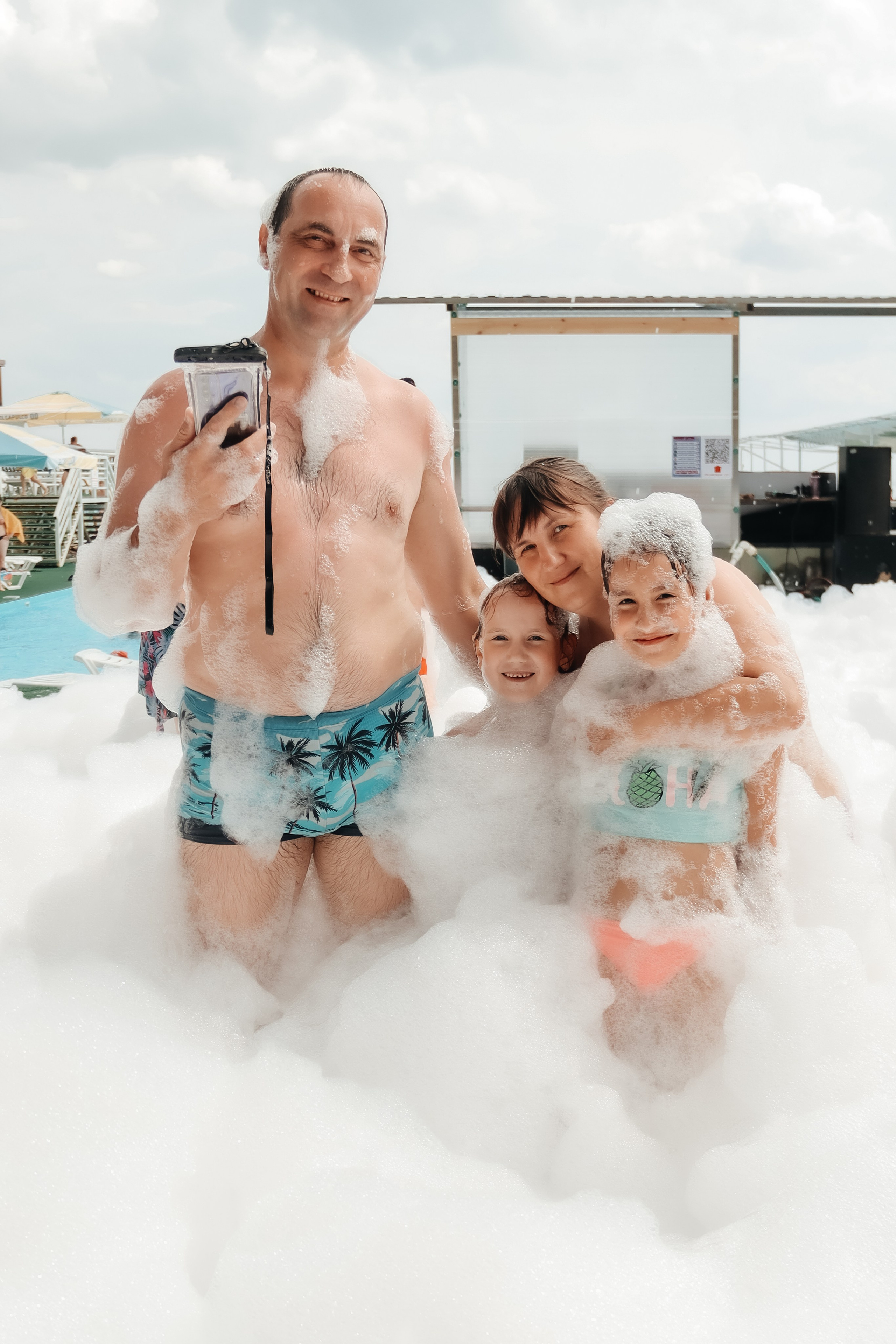 23.07.2026/Пенная дискотека/Малибу. Семейный и детский фотограф в Славгороде Анастасия Винс