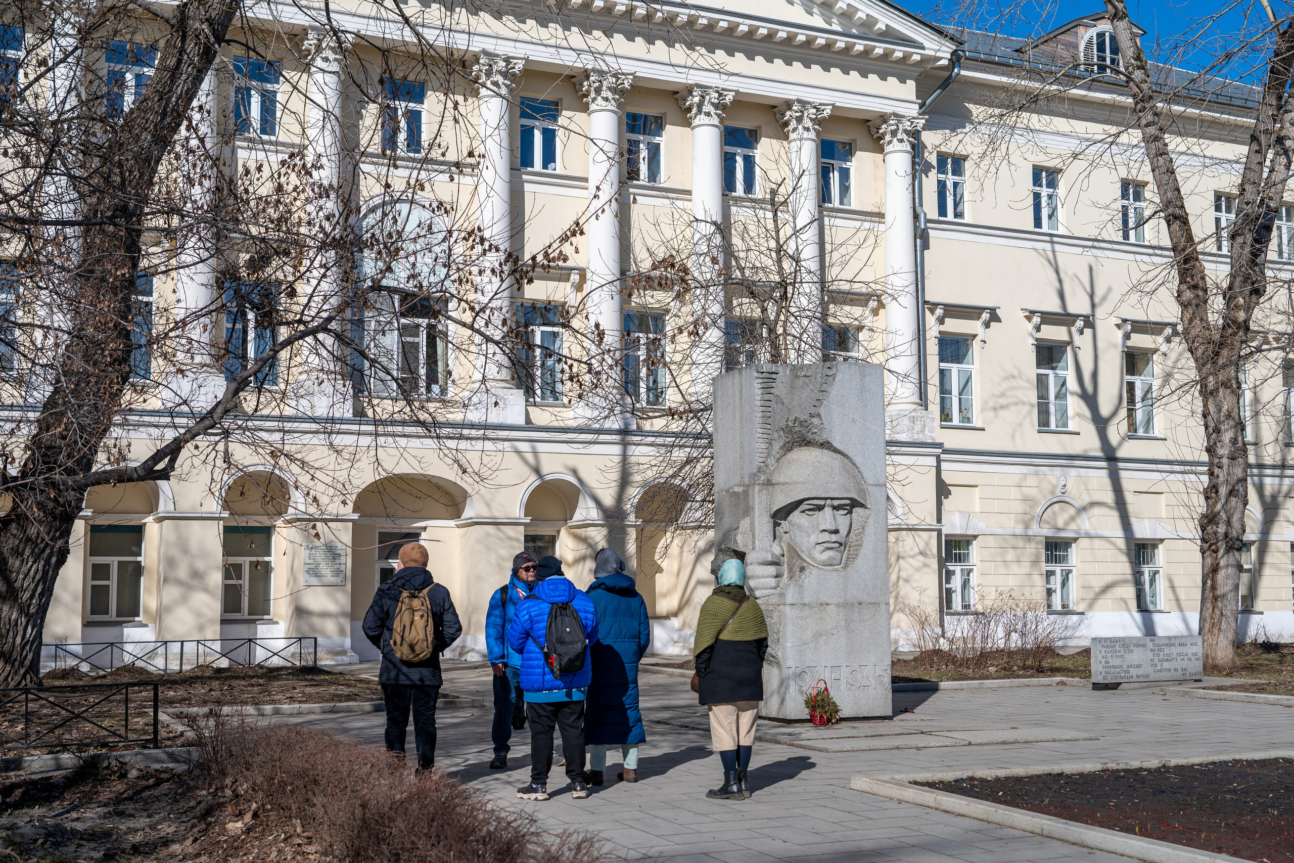 Чтобы пройти аттестацию — надо пройти Москву!. П&П — Полезное с Приятным. Фотоэкскурсии — Москва на память. Экскурсовод и фотограф в Москве. Увези столицу в своём альбоме!