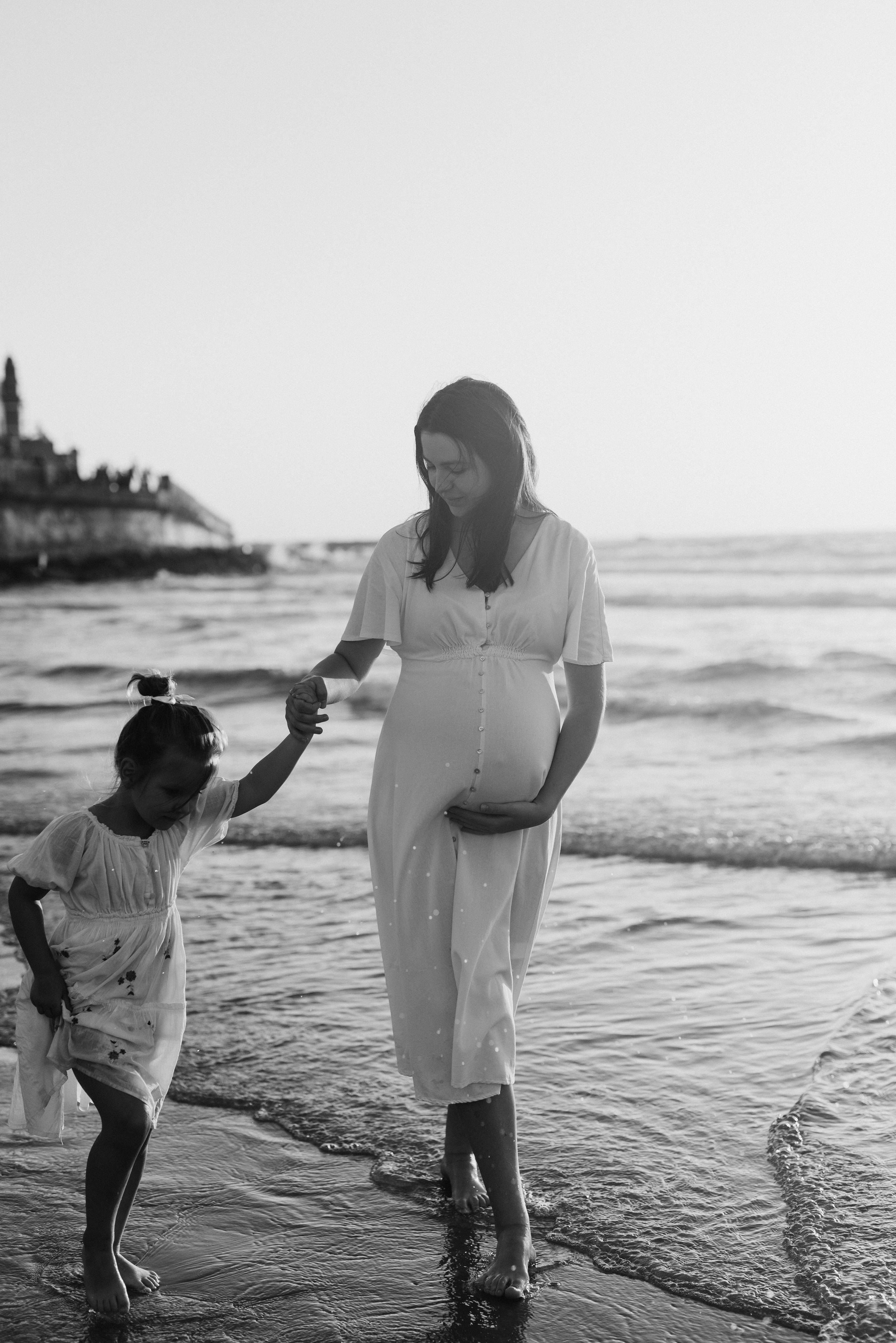 Ela, Andre & Mira: Pregnancy. Family photographer in Israel | Alesya Superfin