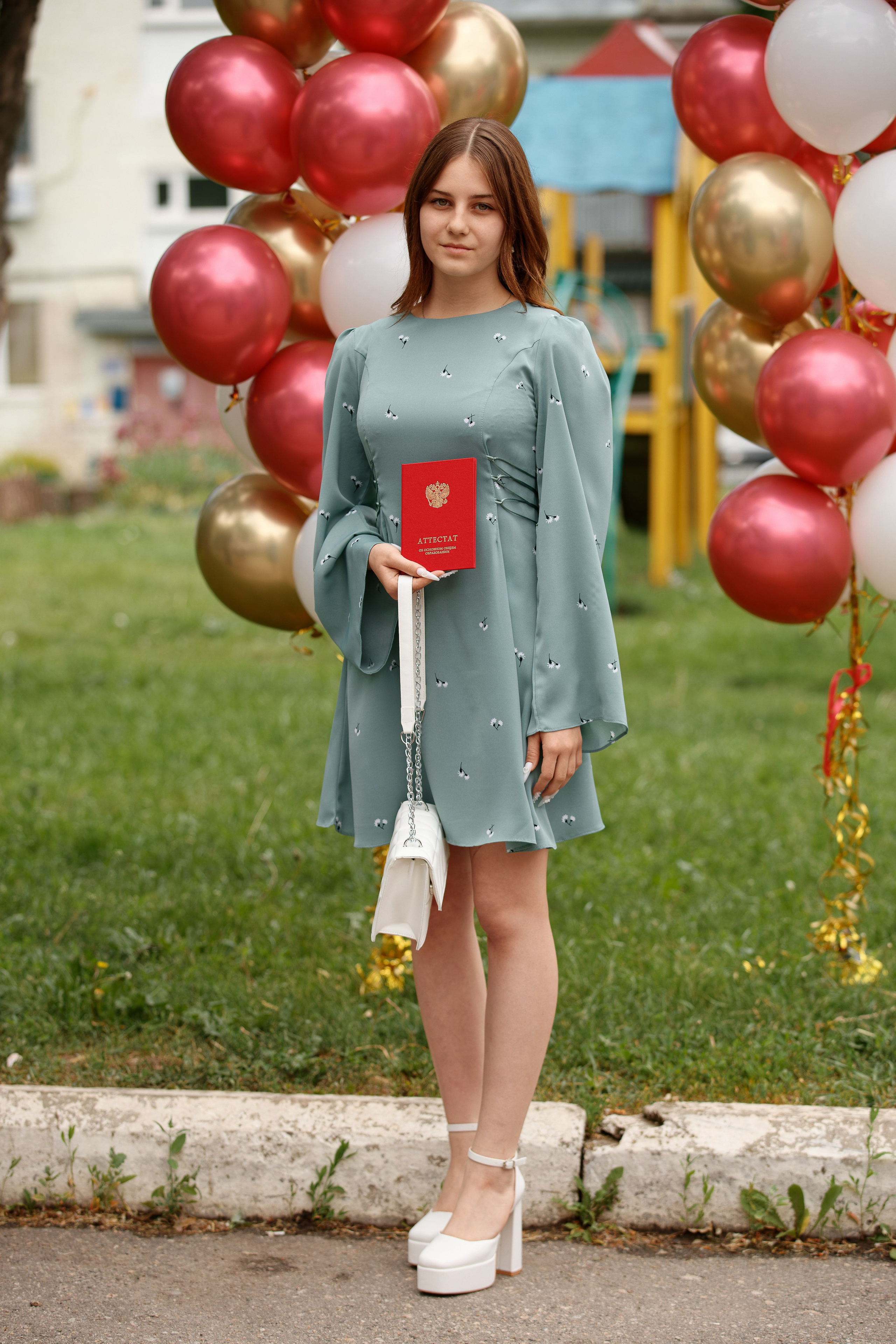 Вручение аттестатов Школа № 57. Семейный фотограф — Макс Белогрудов