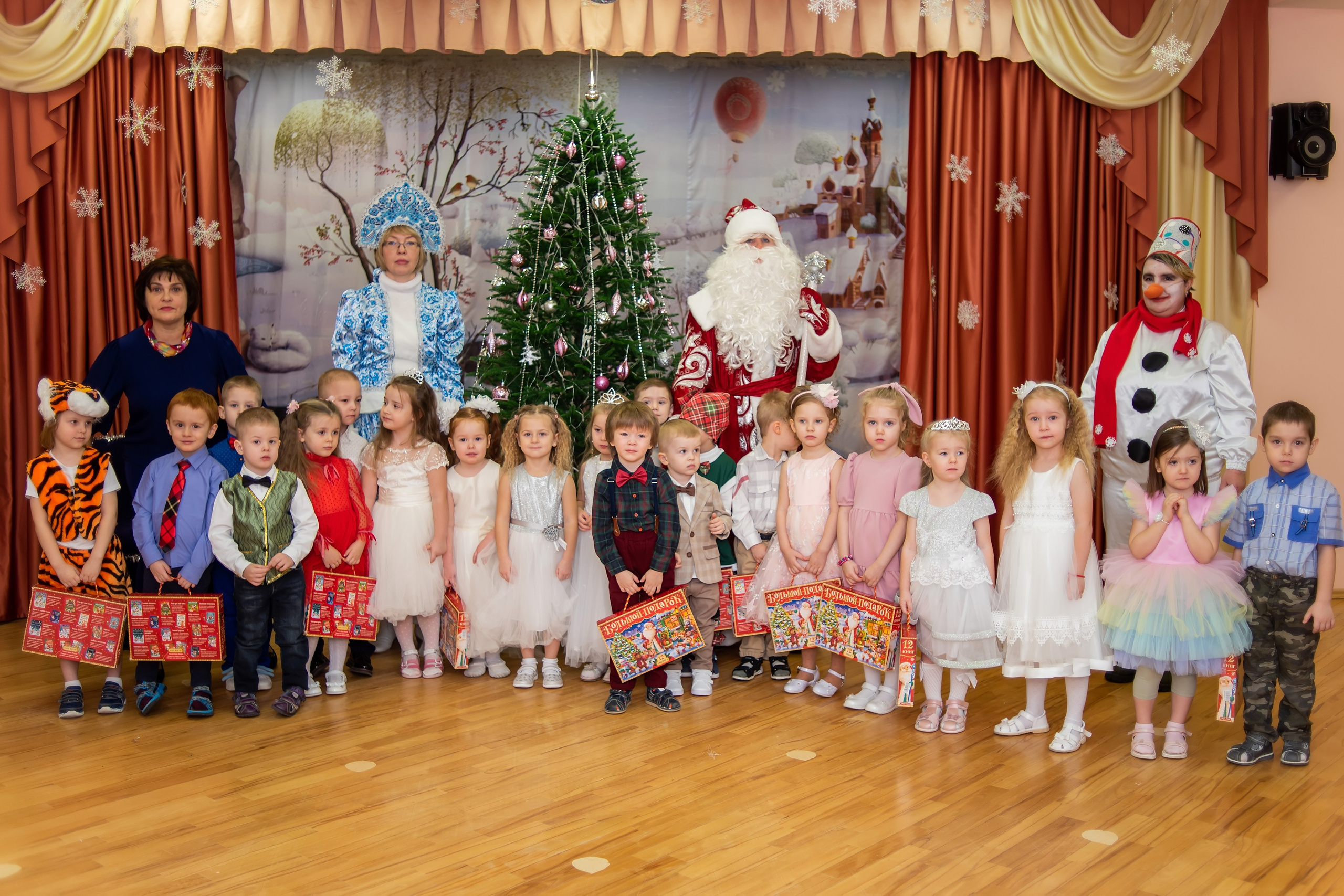 Утренники в детском саду. Фотограф Юлия Попова