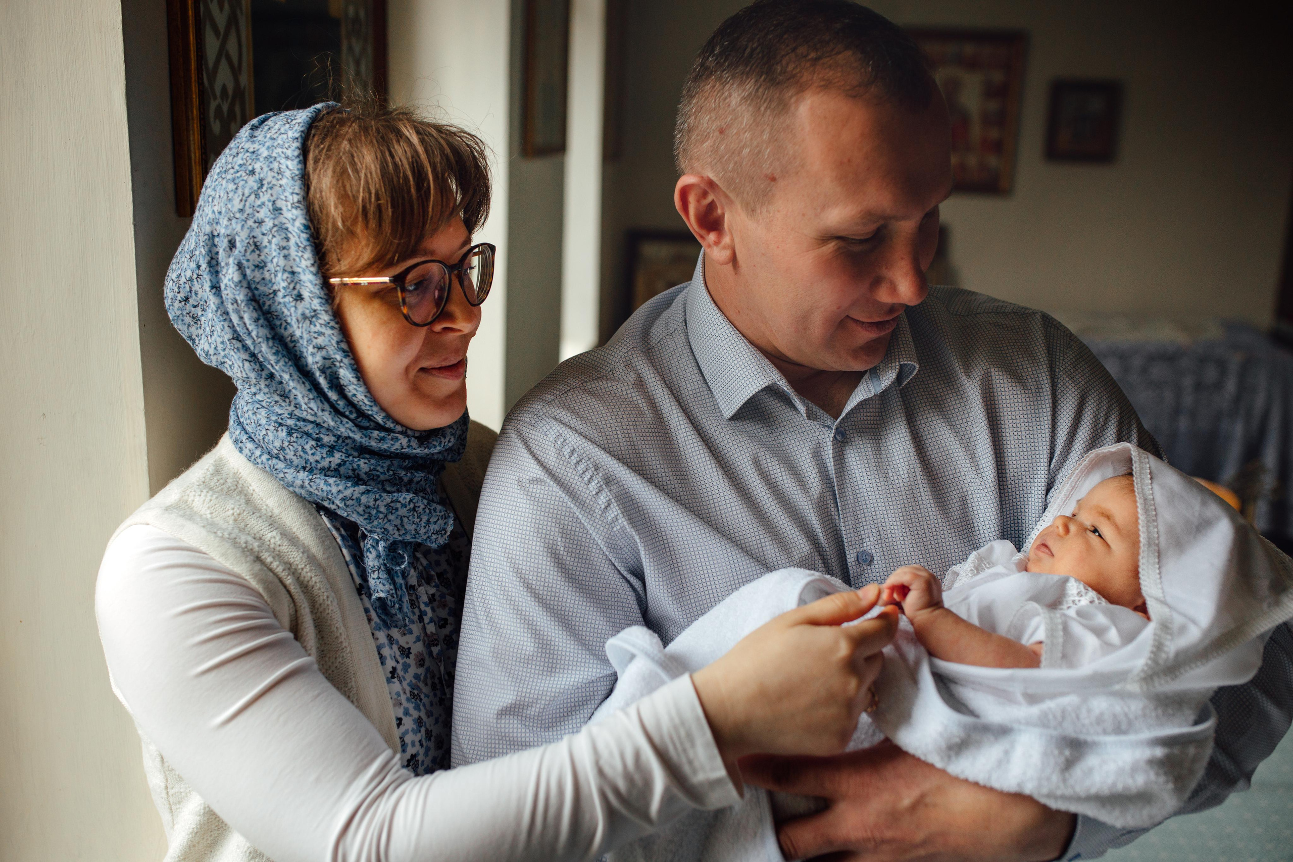 Крещение Ники, храм Петра и Павла, Жодино, апрель 2023