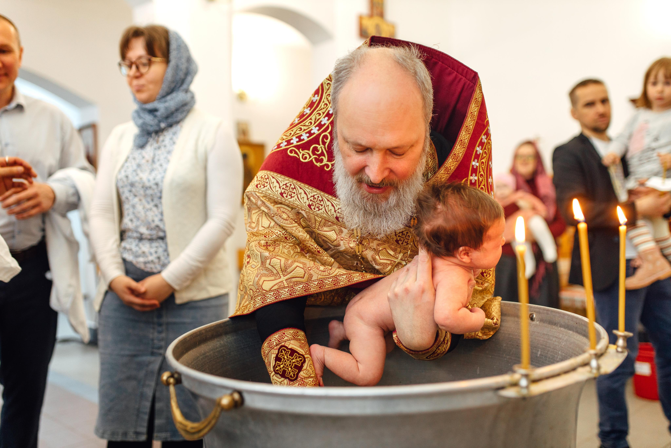 Крещение Ники, храм Петра и Павла, Жодино, апрель 2023