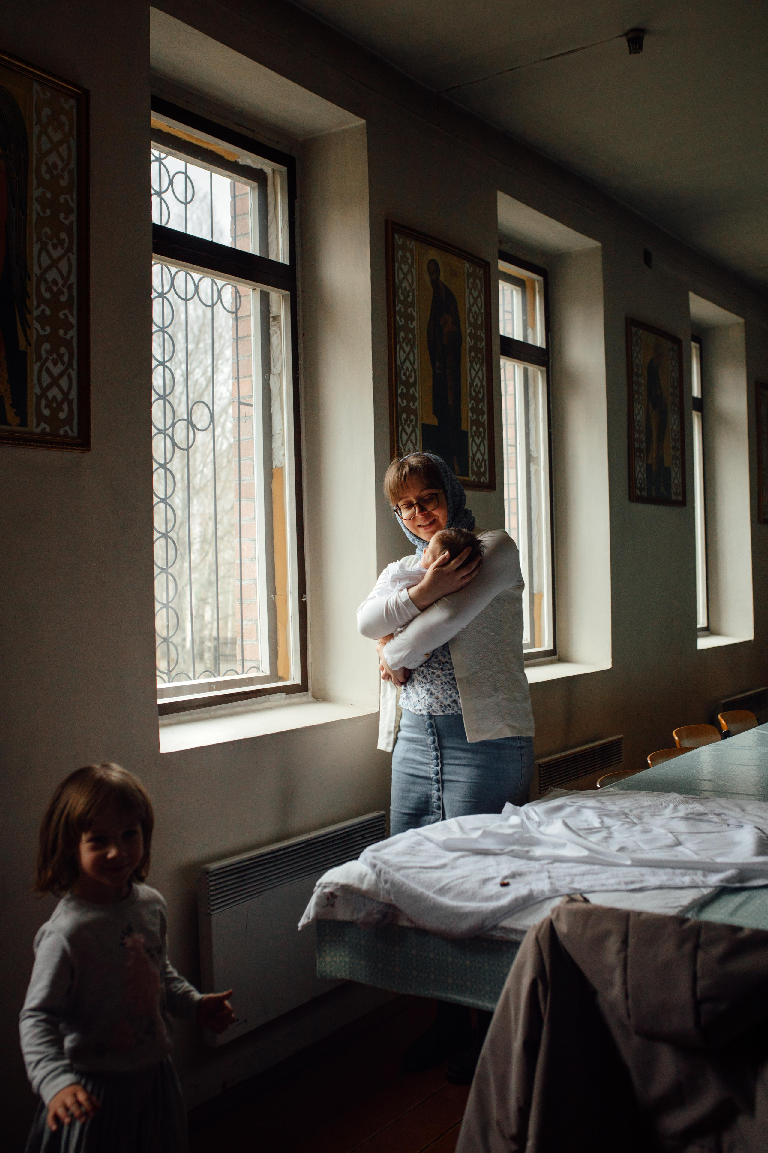 Крещение Ники, храм Петра и Павла, Жодино, апрель 2023