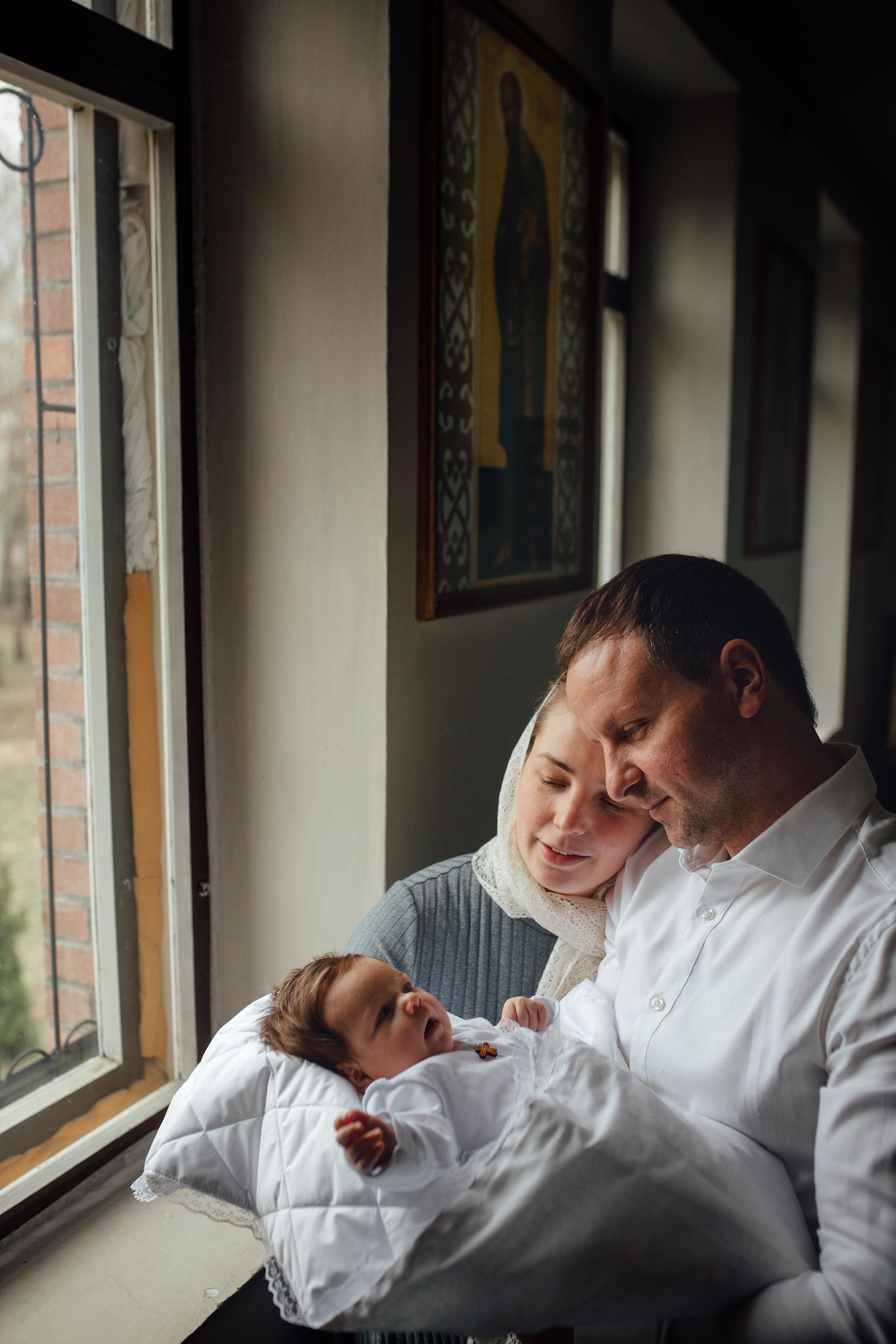 Крещение Ники, храм Петра и Павла, Жодино, апрель 2023