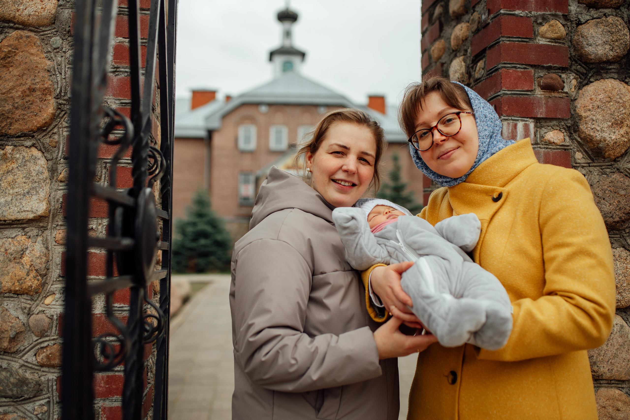 Крещение Ники, храм Петра и Павла, Жодино, апрель 2023