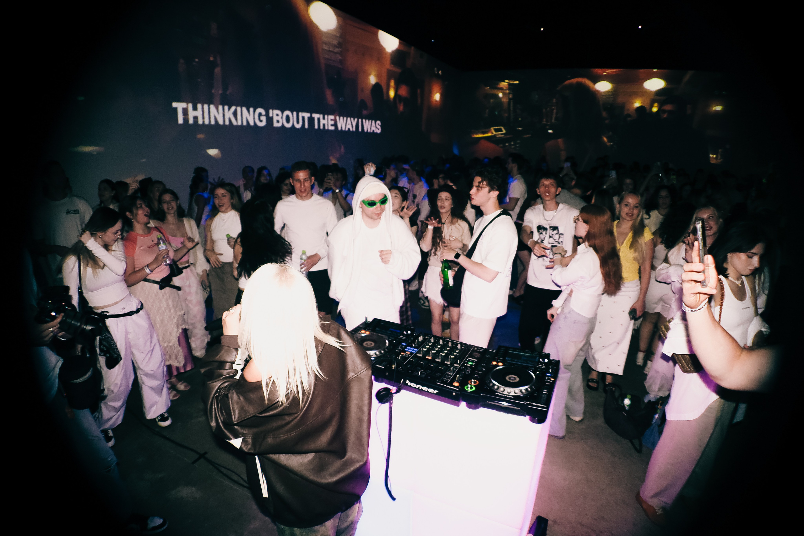 Bieberchella ph by @rusagee / at Внутри. TENZO | Креативный продюсер / Арт-директор