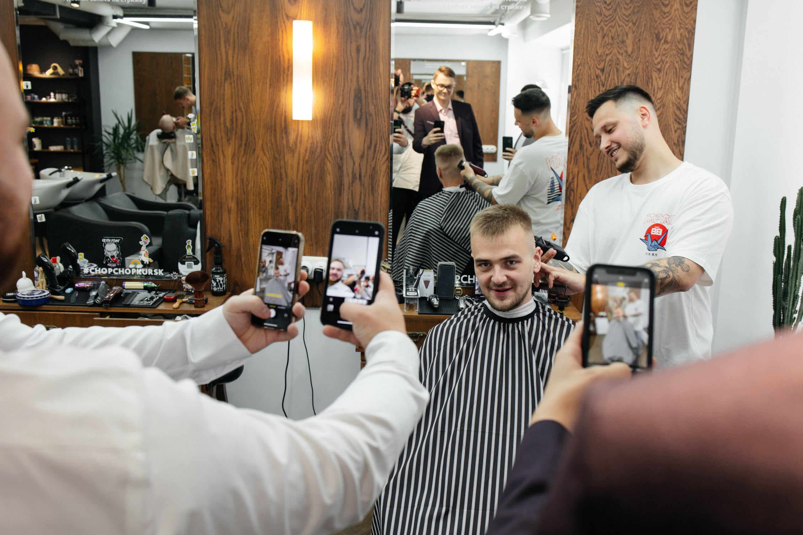 Контакты. Свадебный фотограф в Курске Антон Богданов