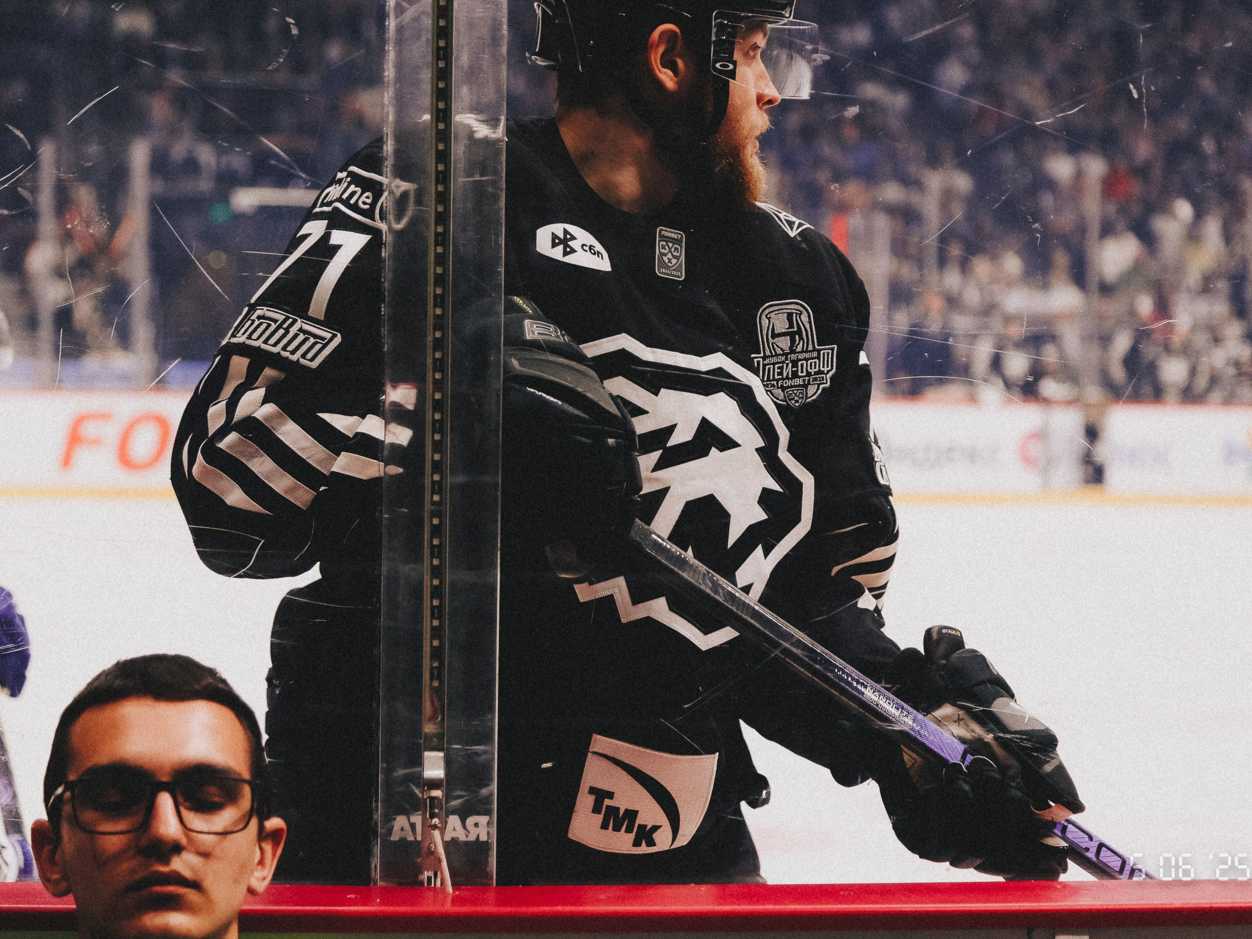 Съемка игры Трактор x Динамо. Репортажный фотограф Макс Брагин