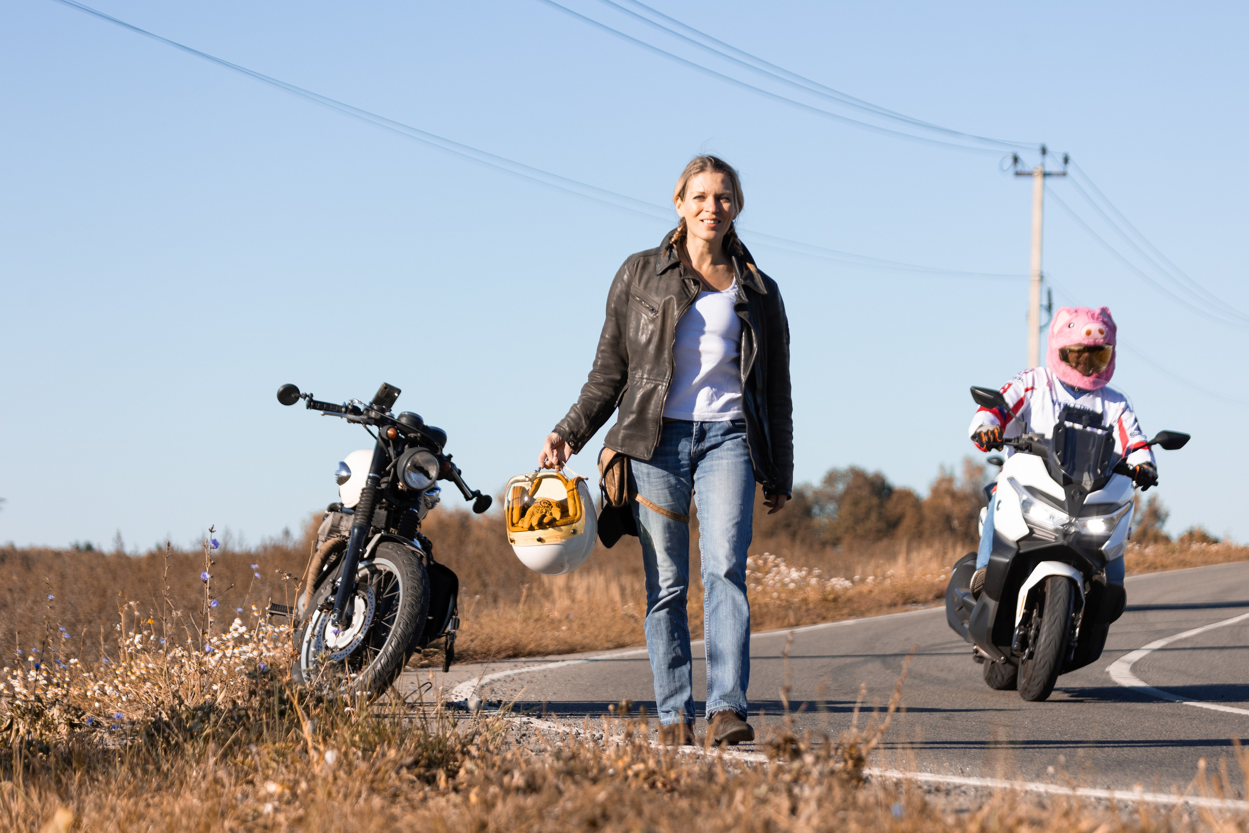 Мотоциклы на улицах города. Фотограф Ольга Гирусова «Пантерочка» Москва