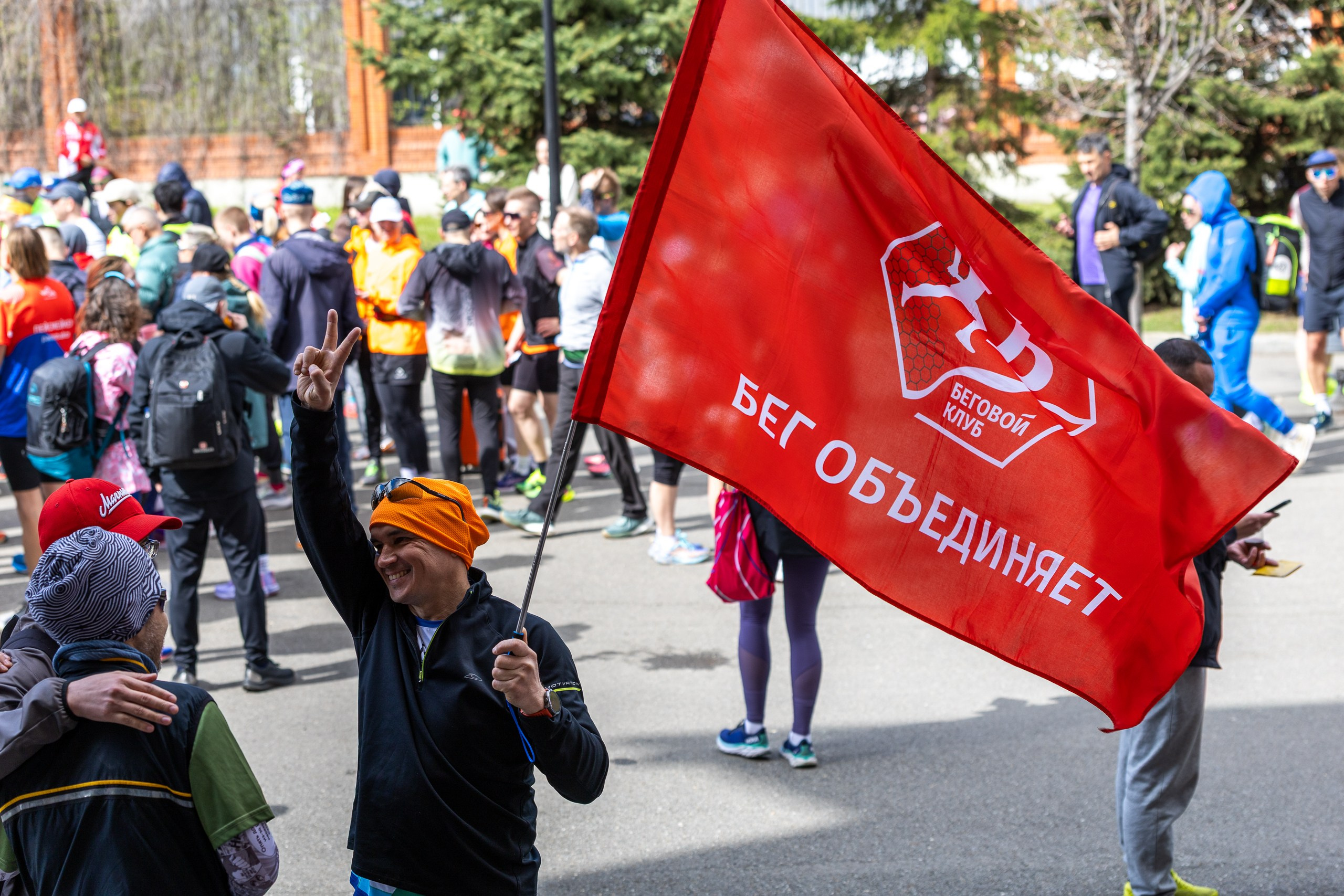Беговой клуб 5 вёрст. 2 мая 26. Фанран перед Казанским марафоном. Спортивный, репортажный и портретный фотограф в Казани Алексей Горячев