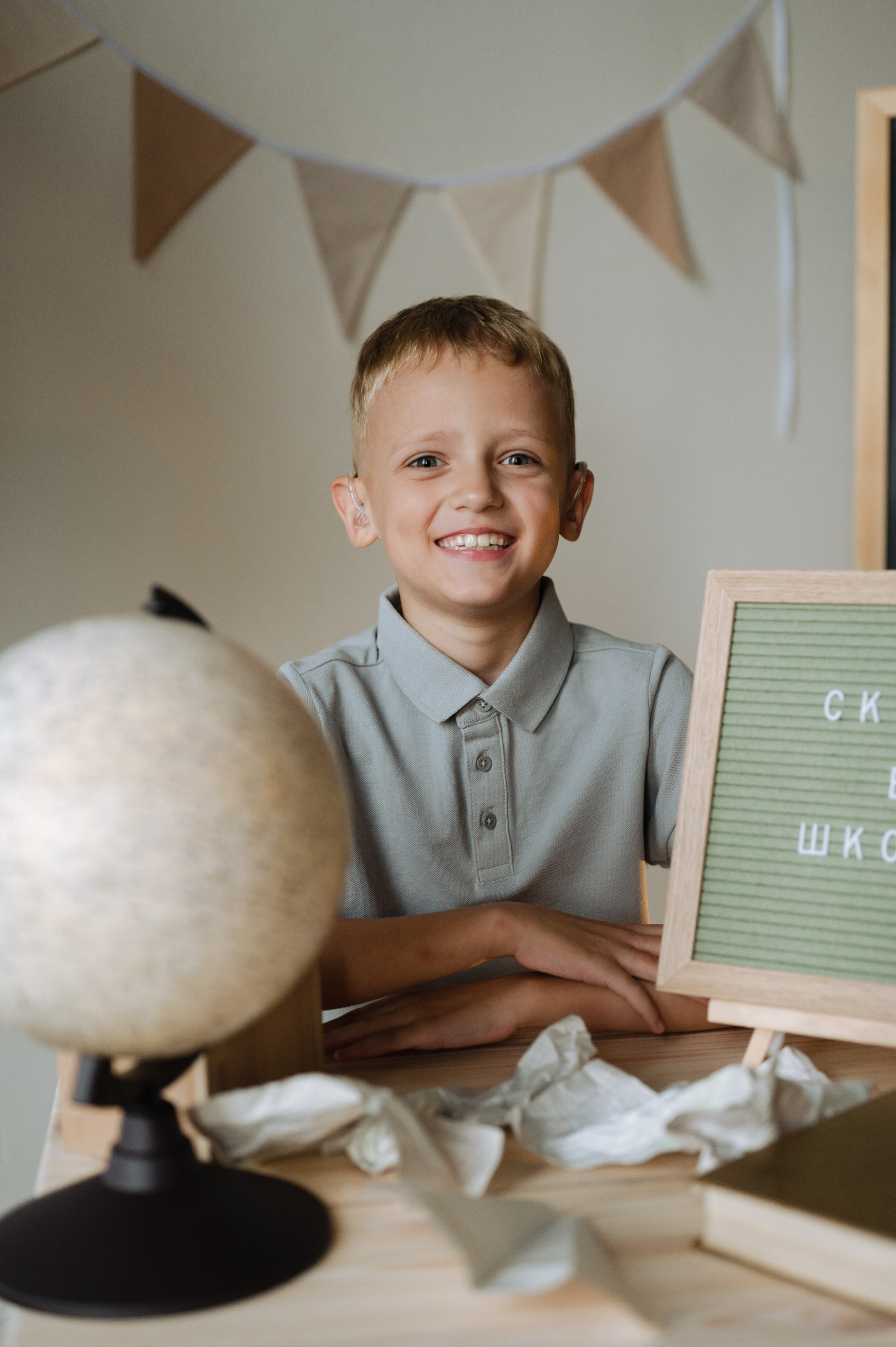 Саша первоклашка, фотостудия ИСТОРИИ. Фотограф Красноярск Екатерина Карпеза