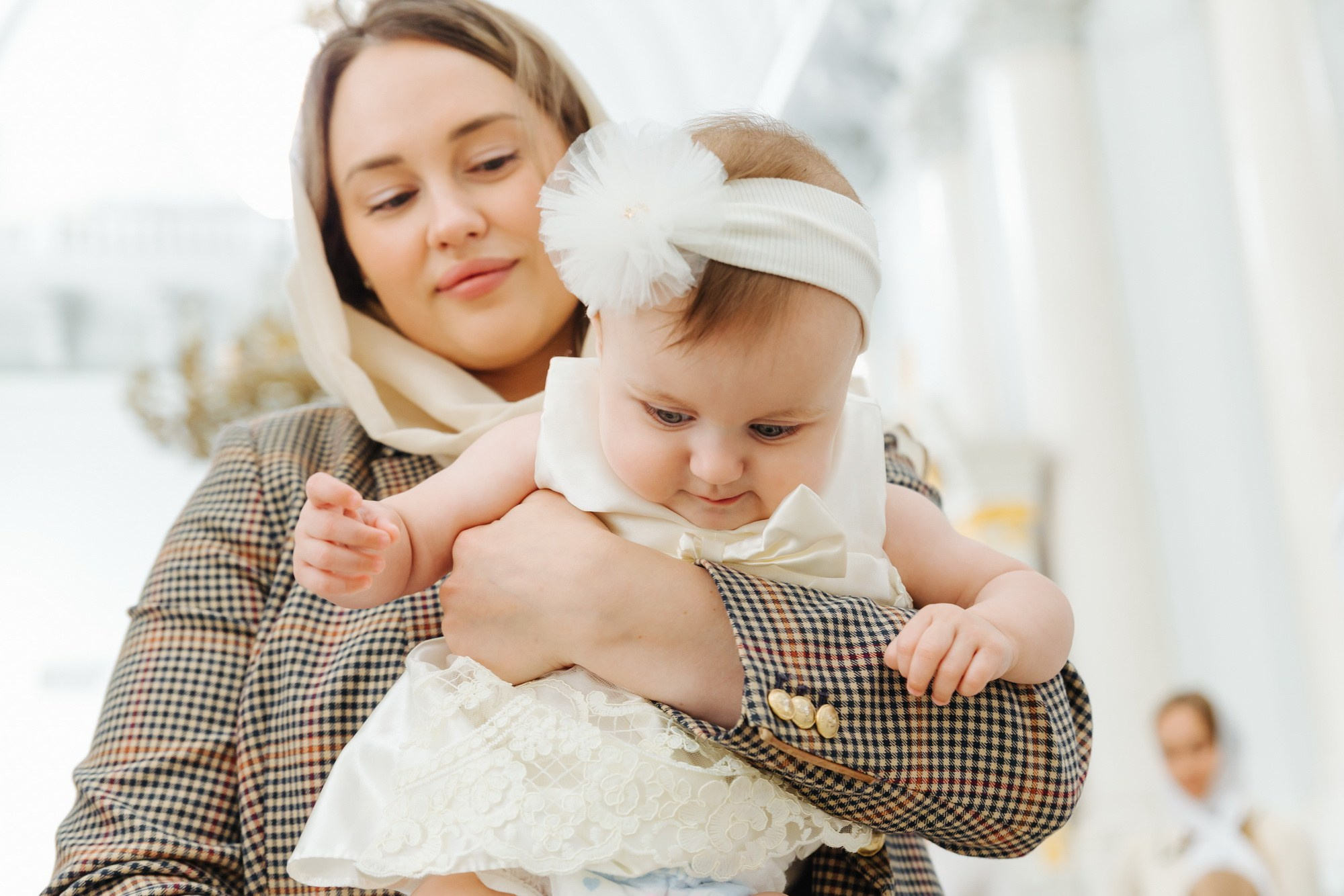 Смольный собор крещение сколько стоит, где провести крещение спб, душевный батюшка смольный собор, цена крестин, где покреститься взрослому