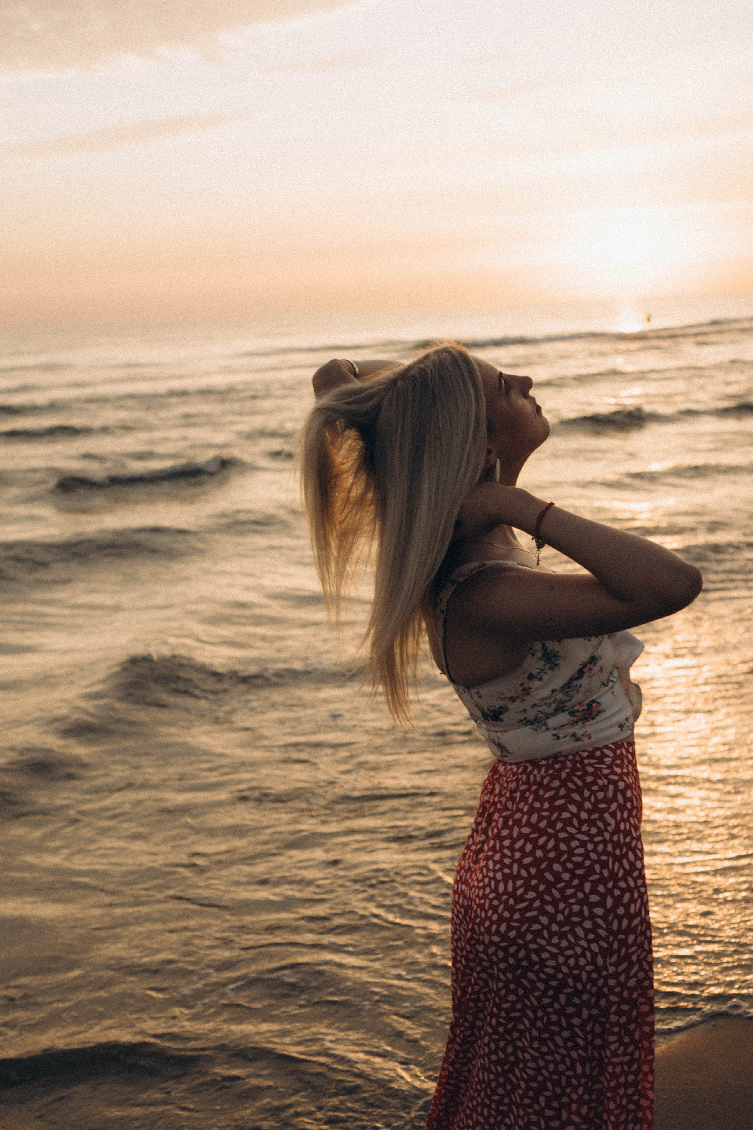 Июльский вечер на берегу черного моря. Профессиональный фотограф, Санкт-Петербург — Виктория Богомолова