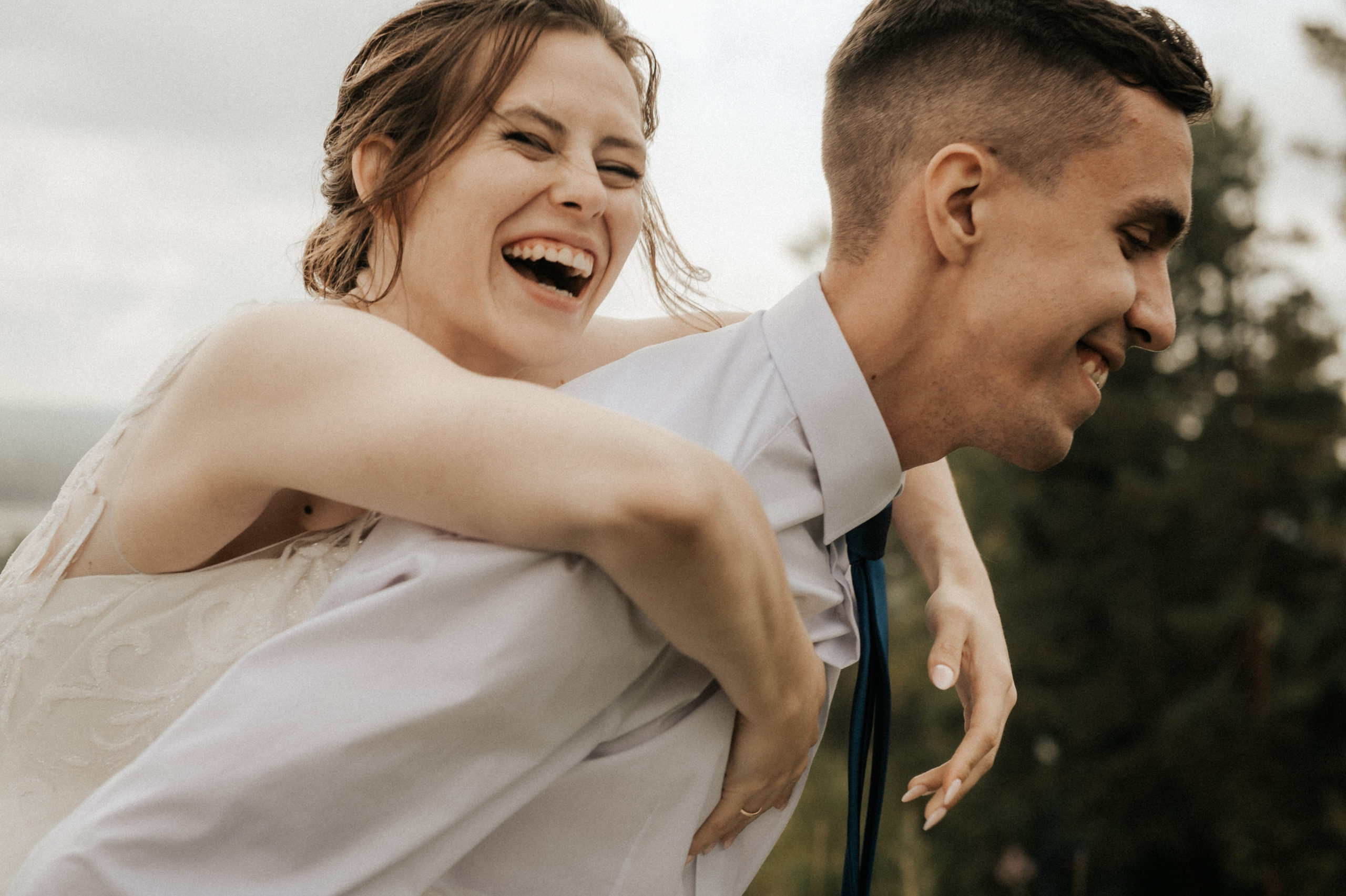 Свадебные фотографии. Фотограф в Барнауле Дарья Бутурлакина. Люби.Цени.Касайся