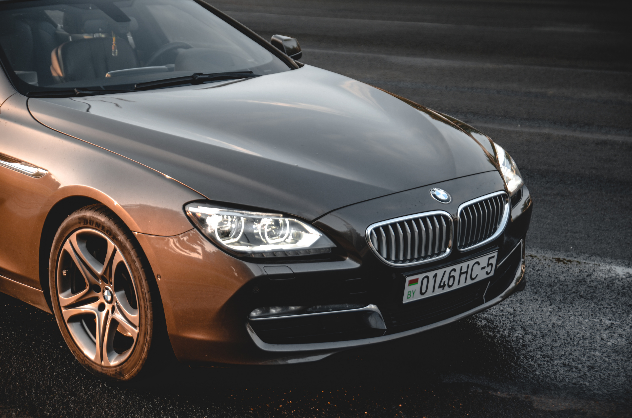 Коричневая BMW 650i xDrive
