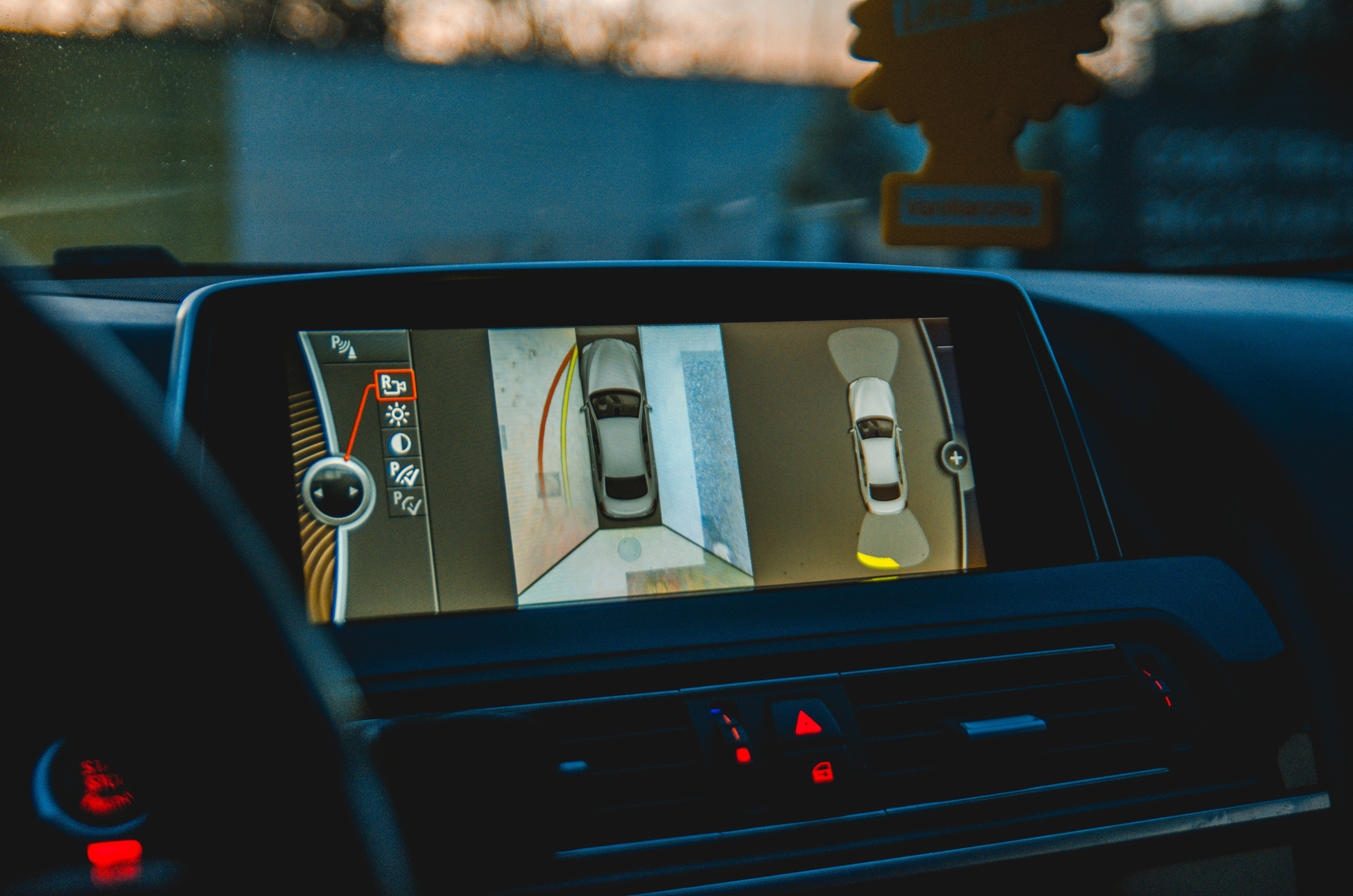 BMW 650i xDrive, салон