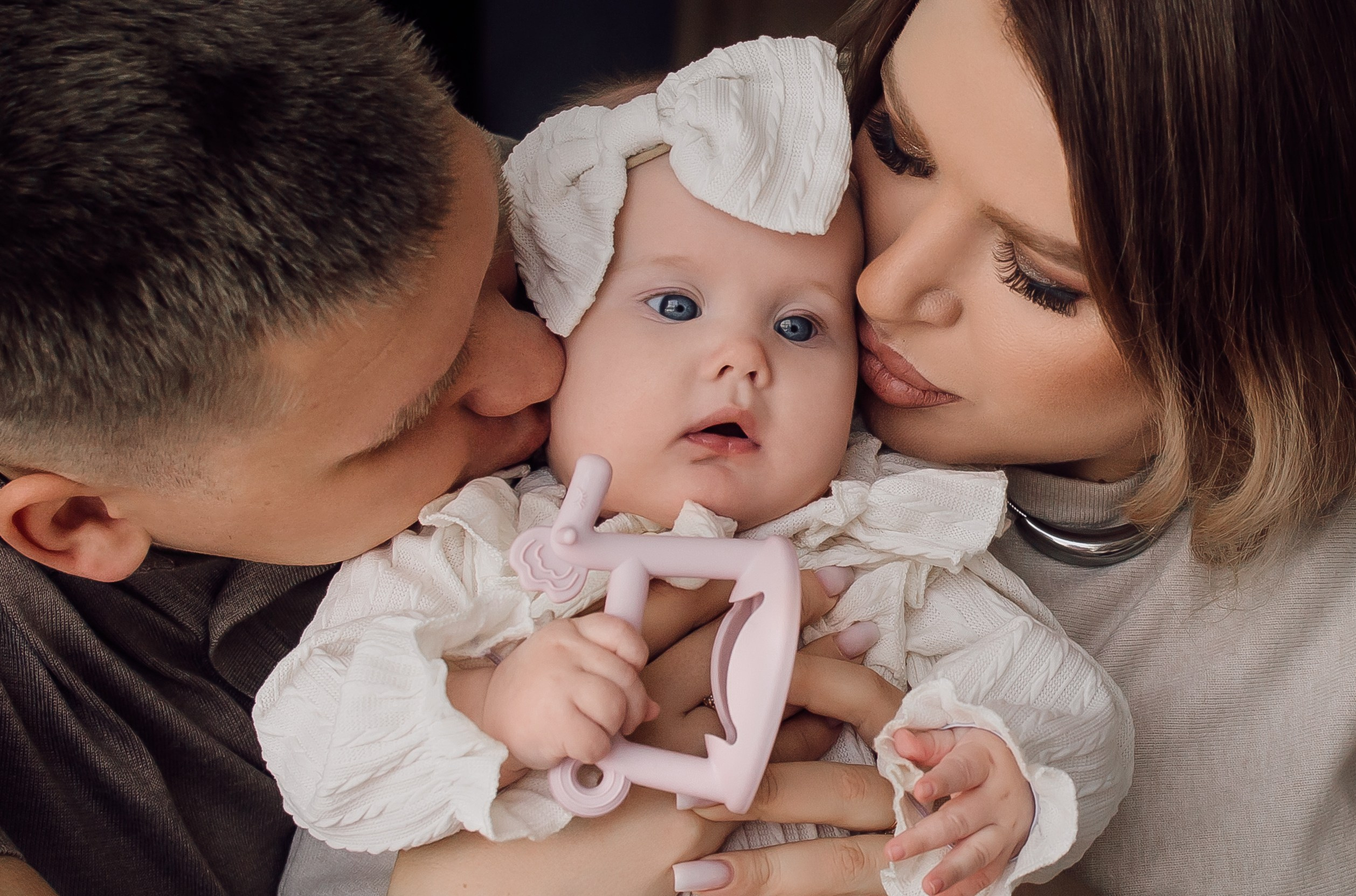 Нелли, Артем и Ева