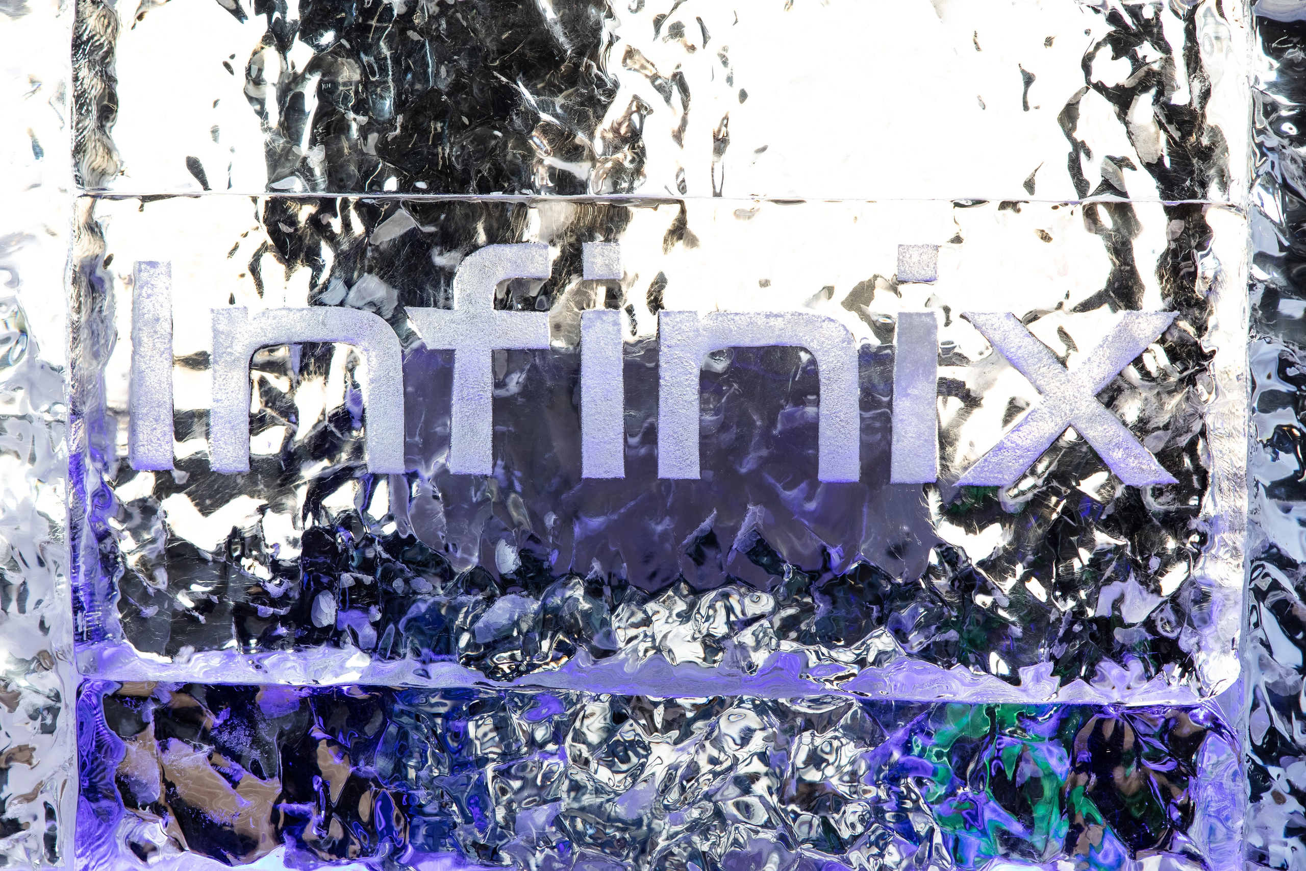 Презентация Infinix. Свадебный репортажный фотограф в Москве