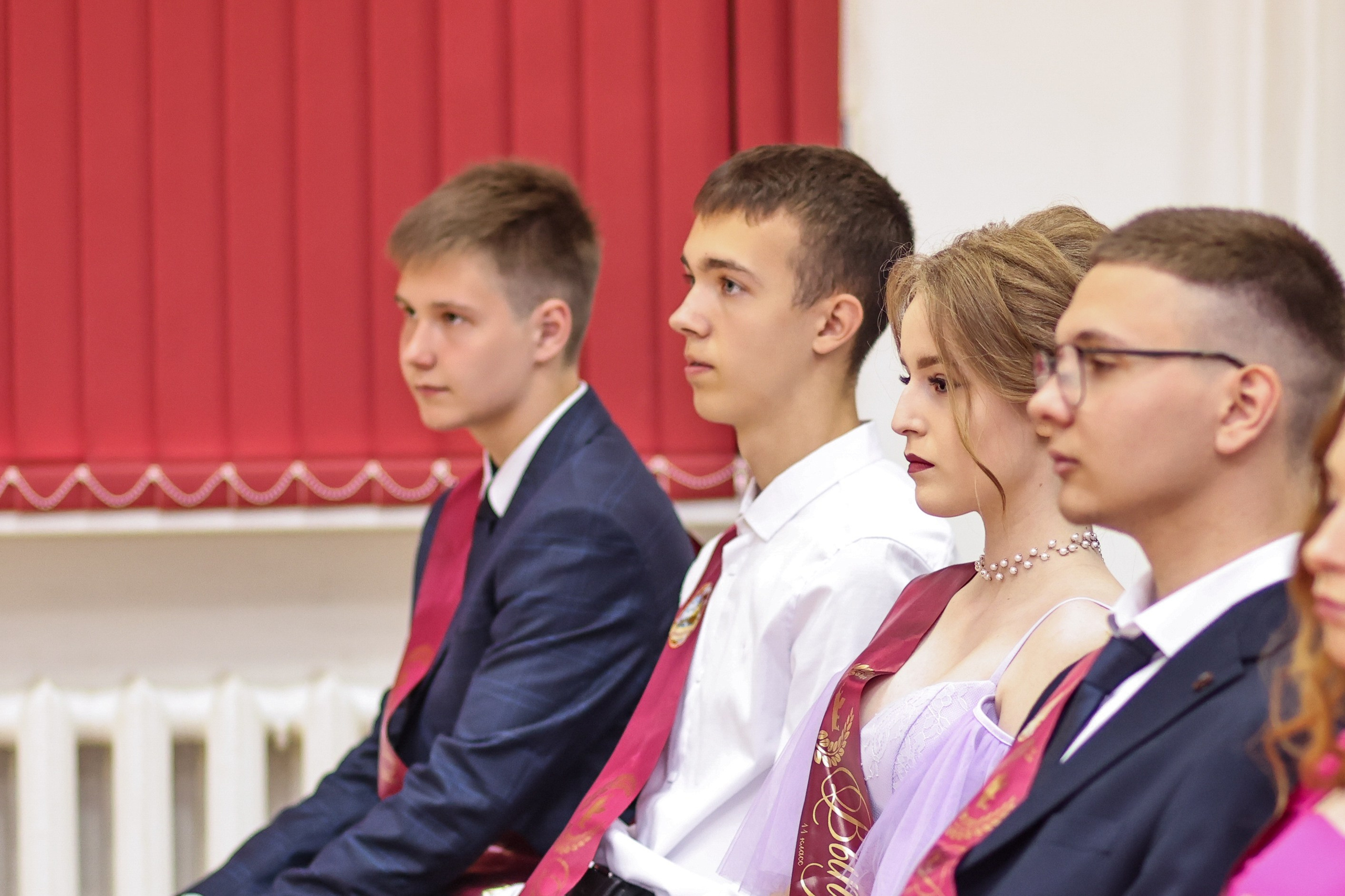 Вручение аттестатов. Школа № 7, выпускники 11 класса 2023 г. Студия выпускных альбомов Остров