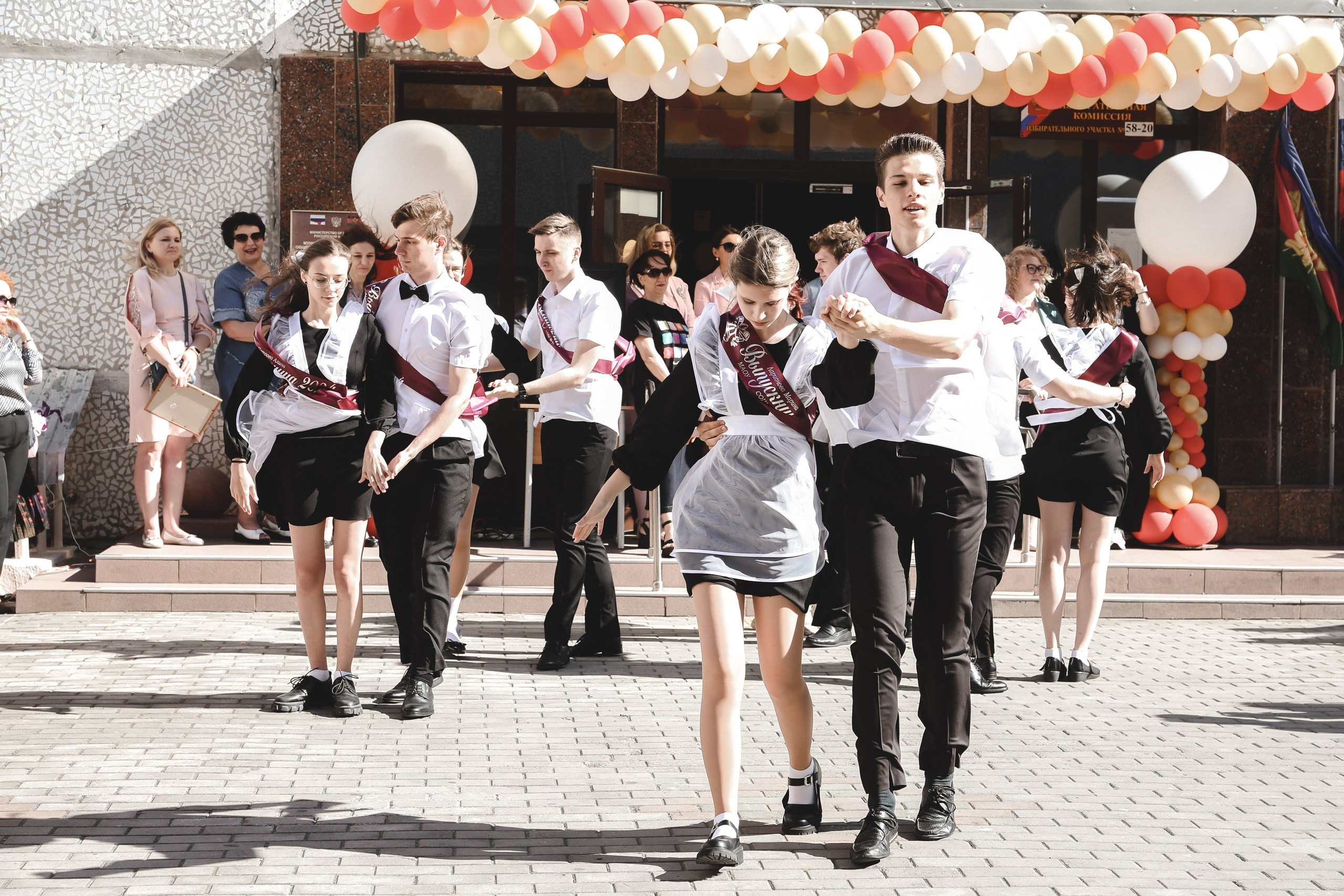 11 класс 33 школа. Выпускные альбомы Натальи Бутко: Новороссийск, Анапа, Геленджик