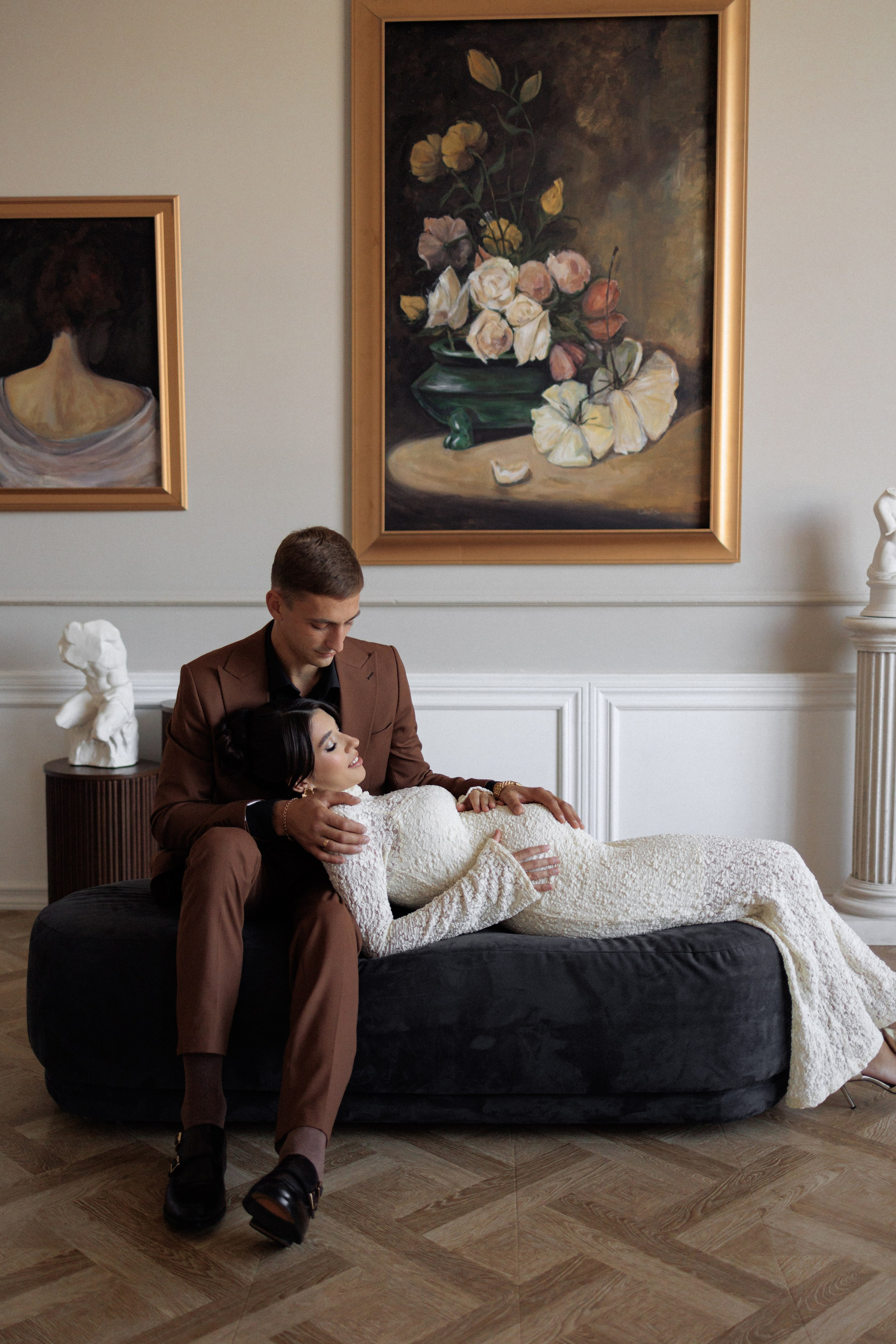 Фотосессия в ожидании беременности в студии на Зиповской. Свадебный фотограф и видеограф Краснодар, Ростов, Сочи, Новороссийск