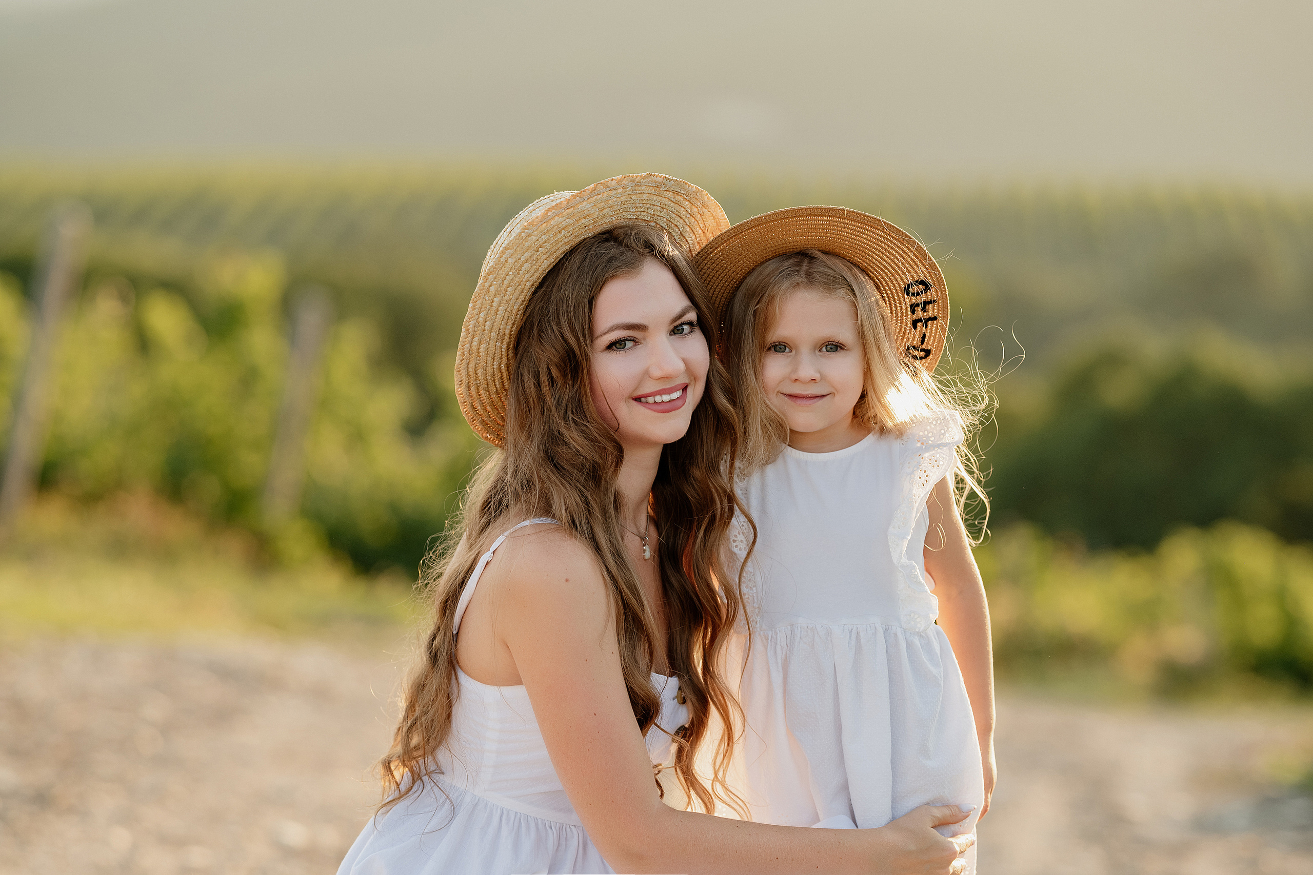 Семейная фотосессия, фотосессия семь, летняя фотосессия семьи. Свадебный фотограф Новороссийск Марина КрамарИна Полещук